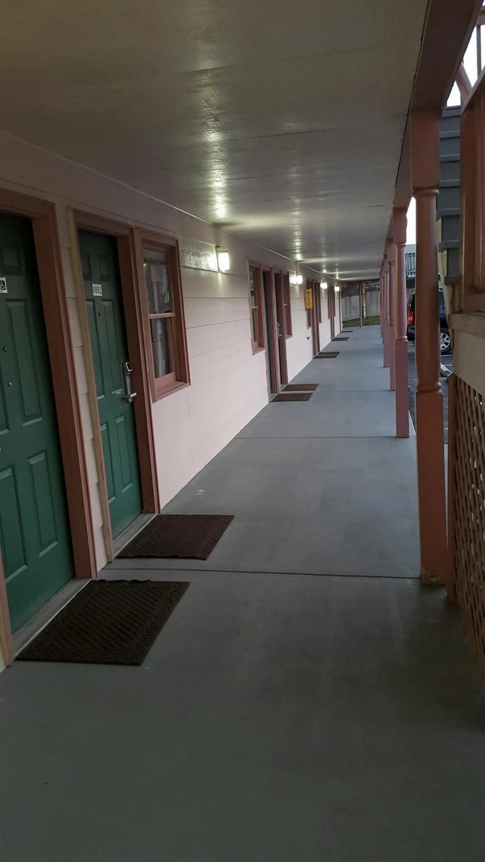 Property building in Mountain Valley Inn