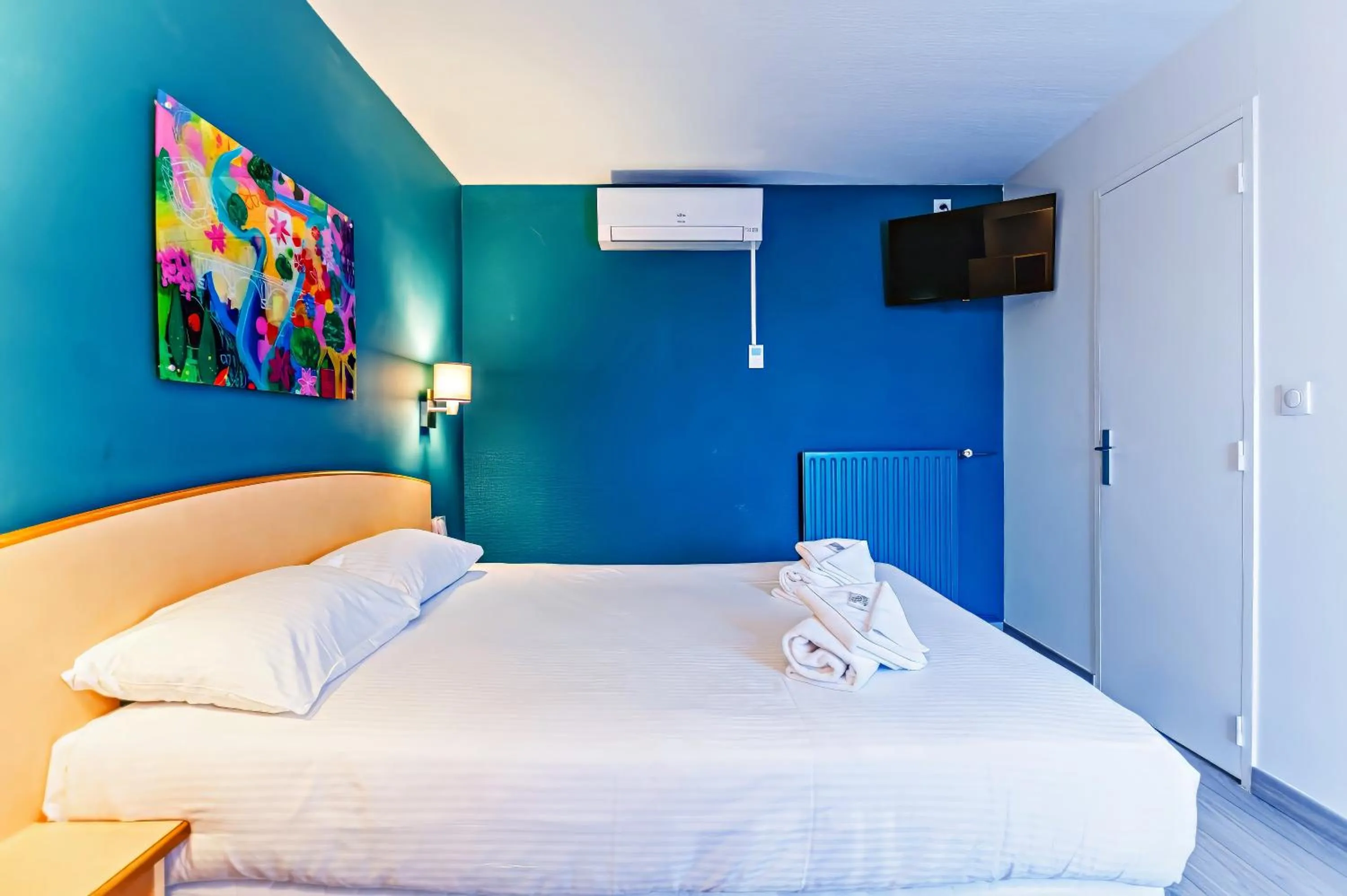 Bed in The Originals City, Hôtel Éclipse, Lyon Est