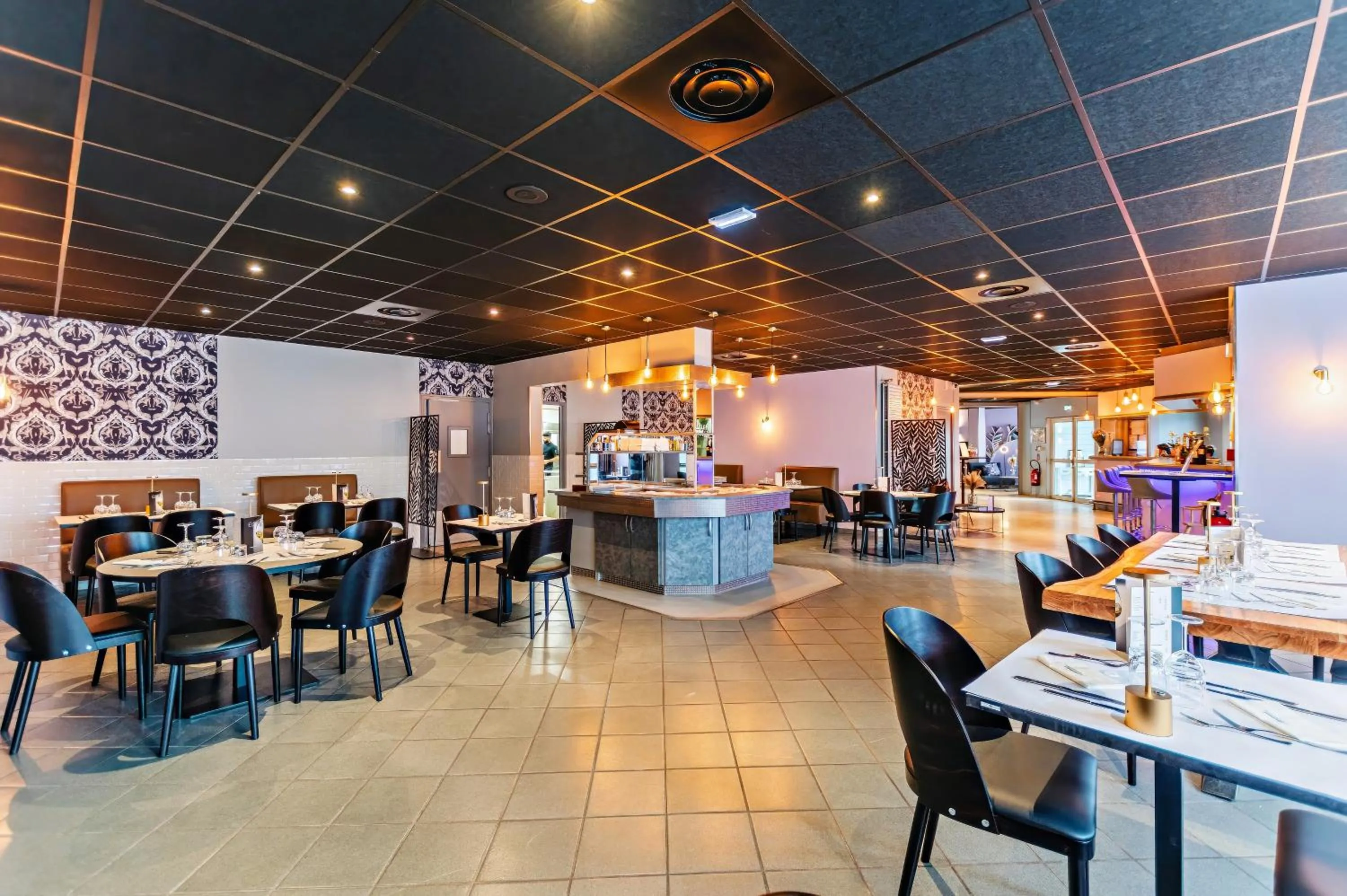 Restaurant/places to eat in The Originals City, Hôtel Éclipse, Lyon Est