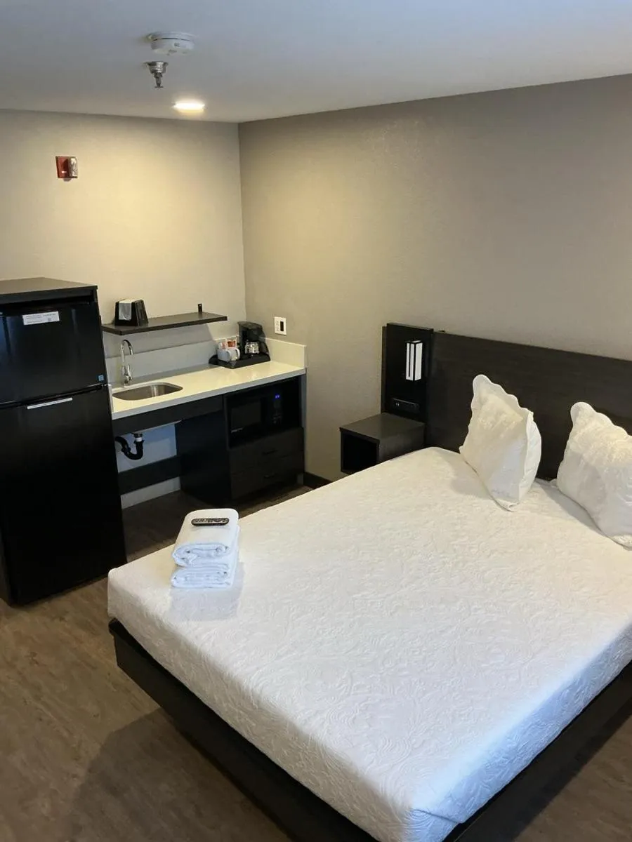 Bed in Pinetop Studio Suites