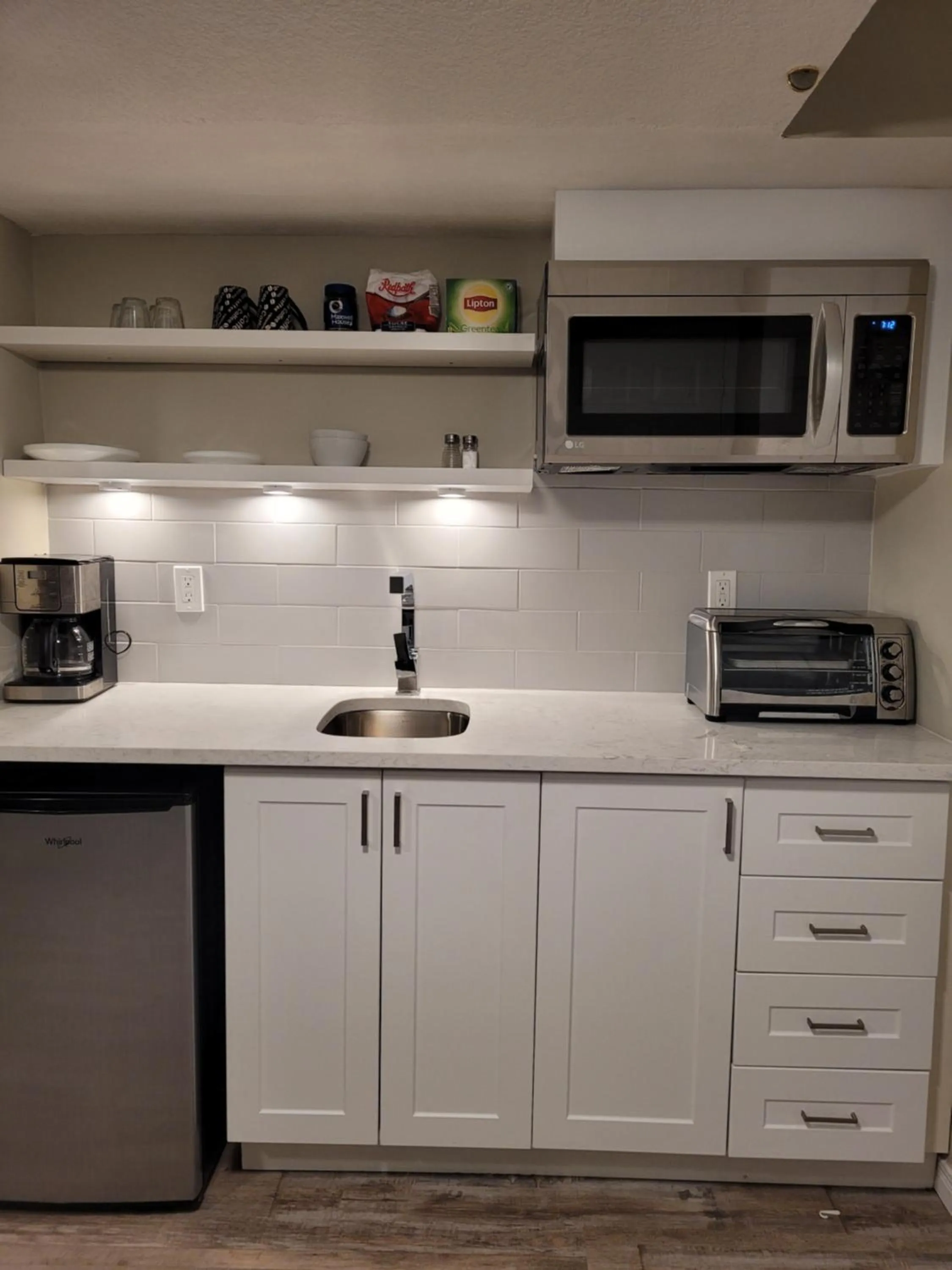 Kitchen or kitchenette in Boardwalk Homes - Executive Guest Rooms & Townhomes