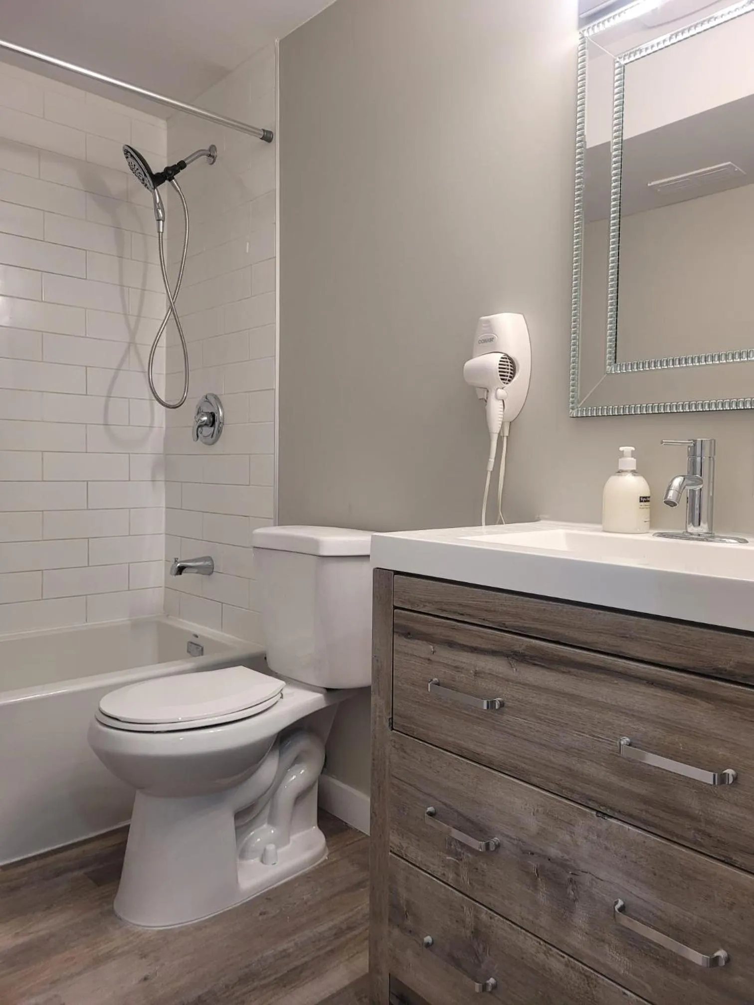 Toilet in Boardwalk Homes - Executive Guest Rooms & Townhomes