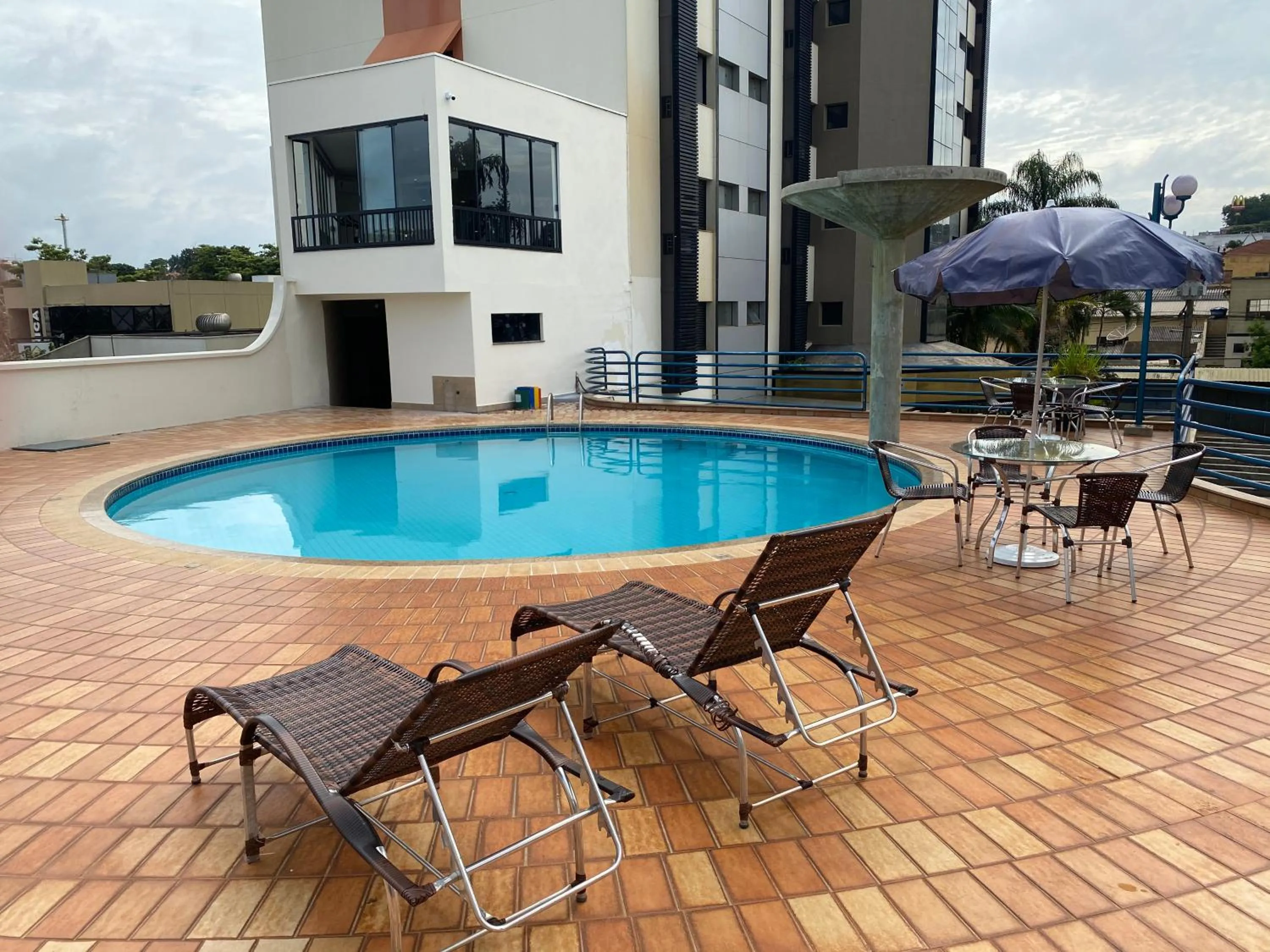 Swimming pool in HD Plaza Hotel