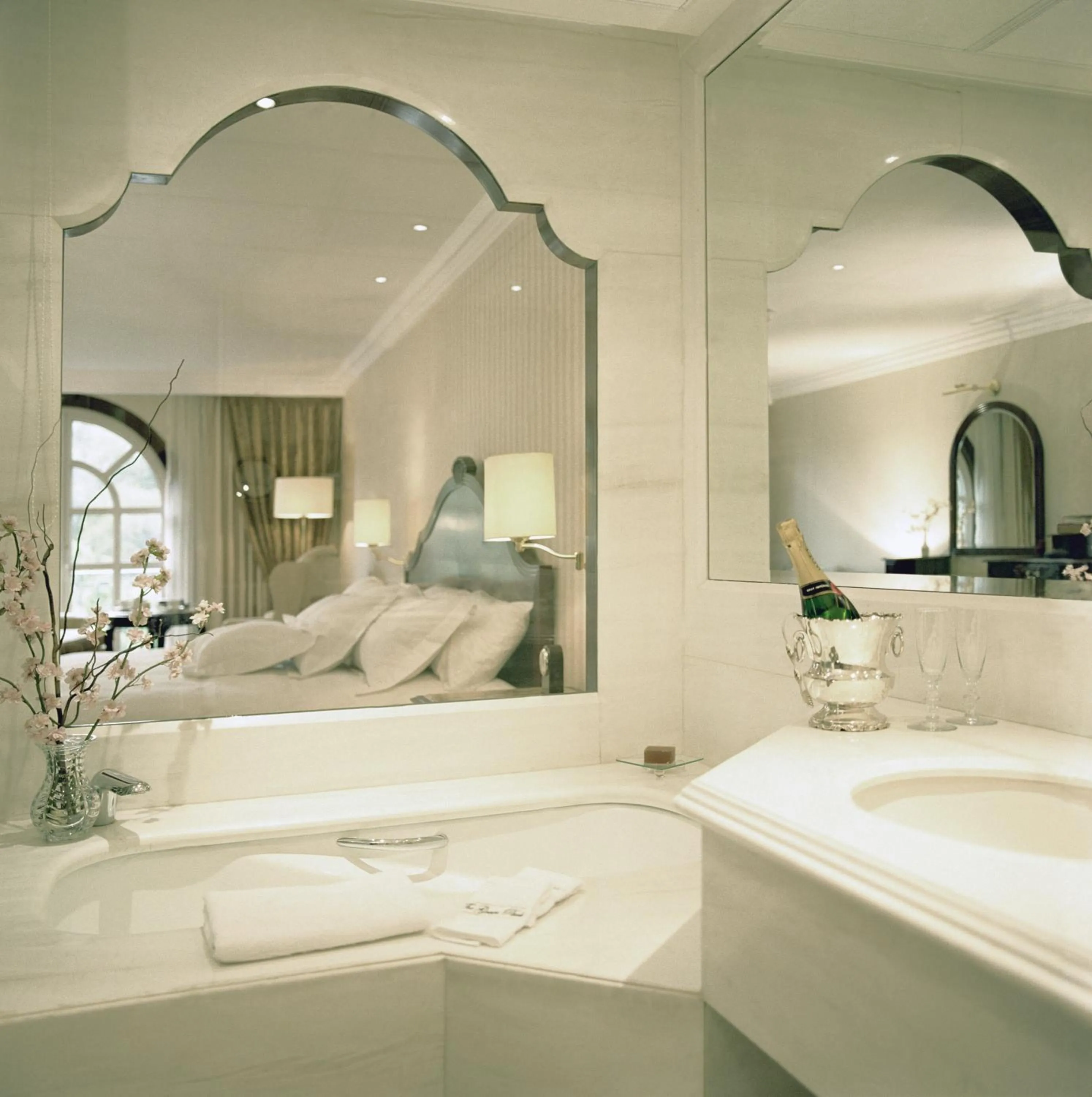 Bathroom in The Green Park Hotel Boutique