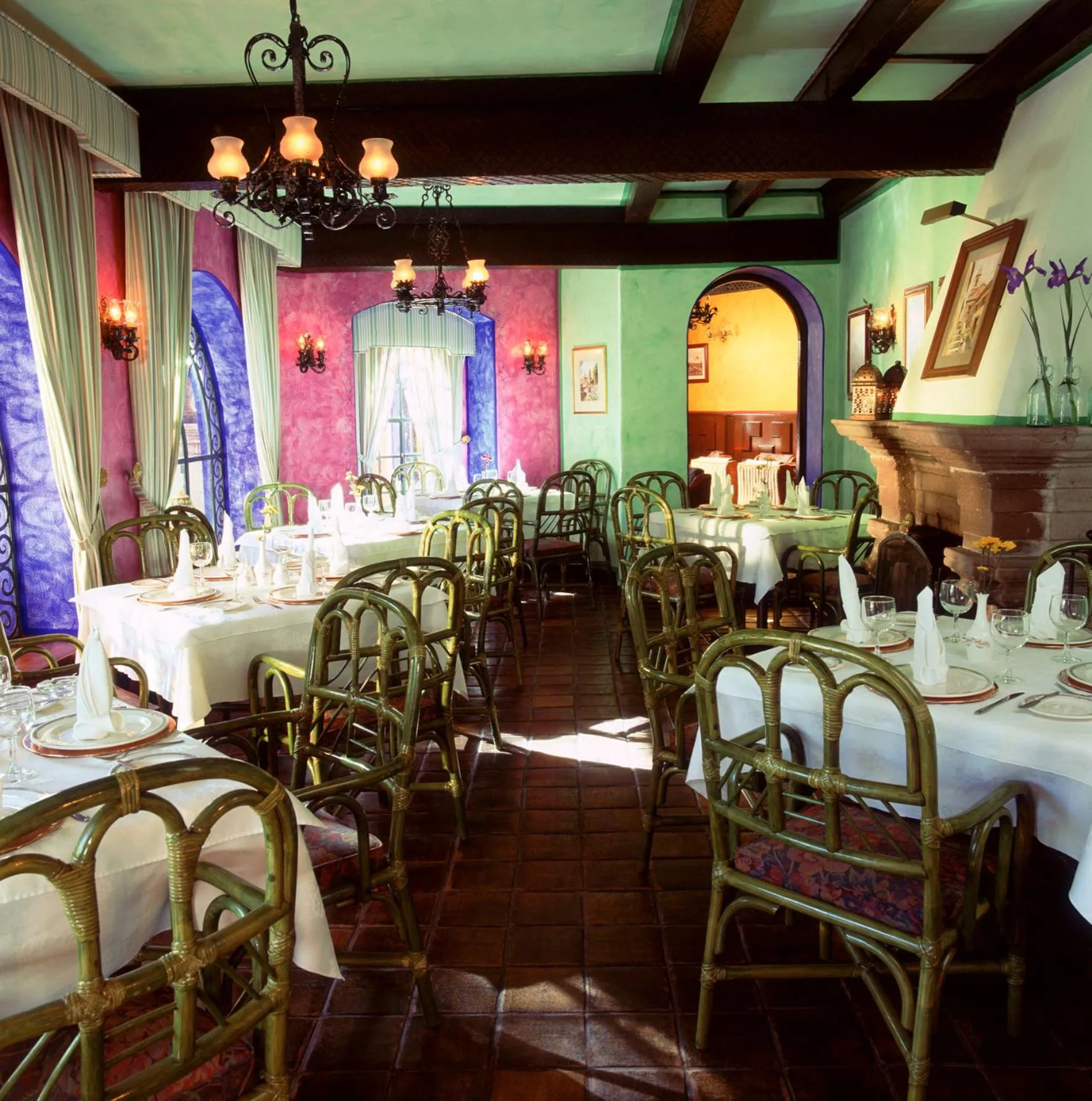 Restaurant/places to eat in Hotel Park Villa