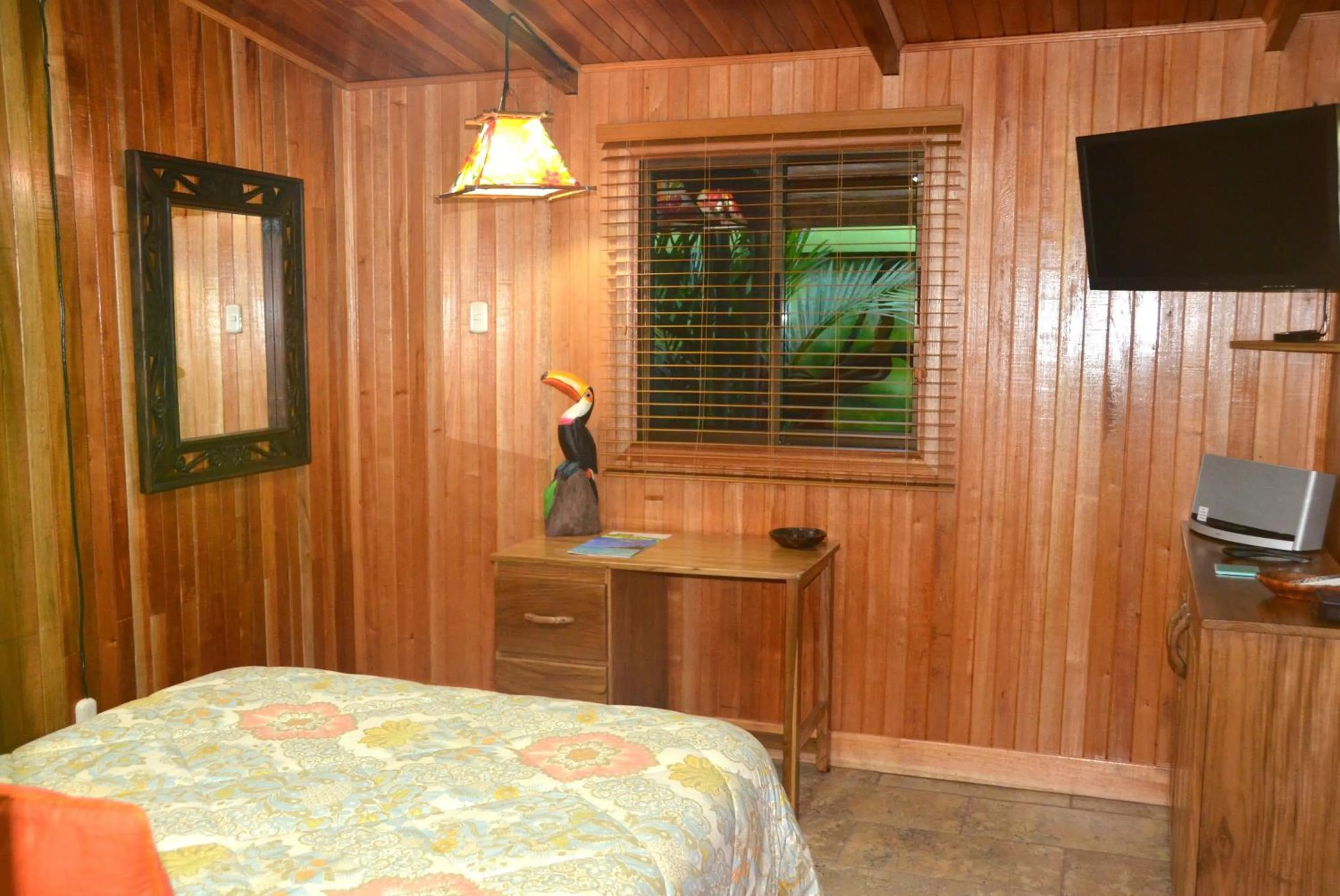 Photo of the whole room, Bed in Physis Caribbean Bed & Breakfast