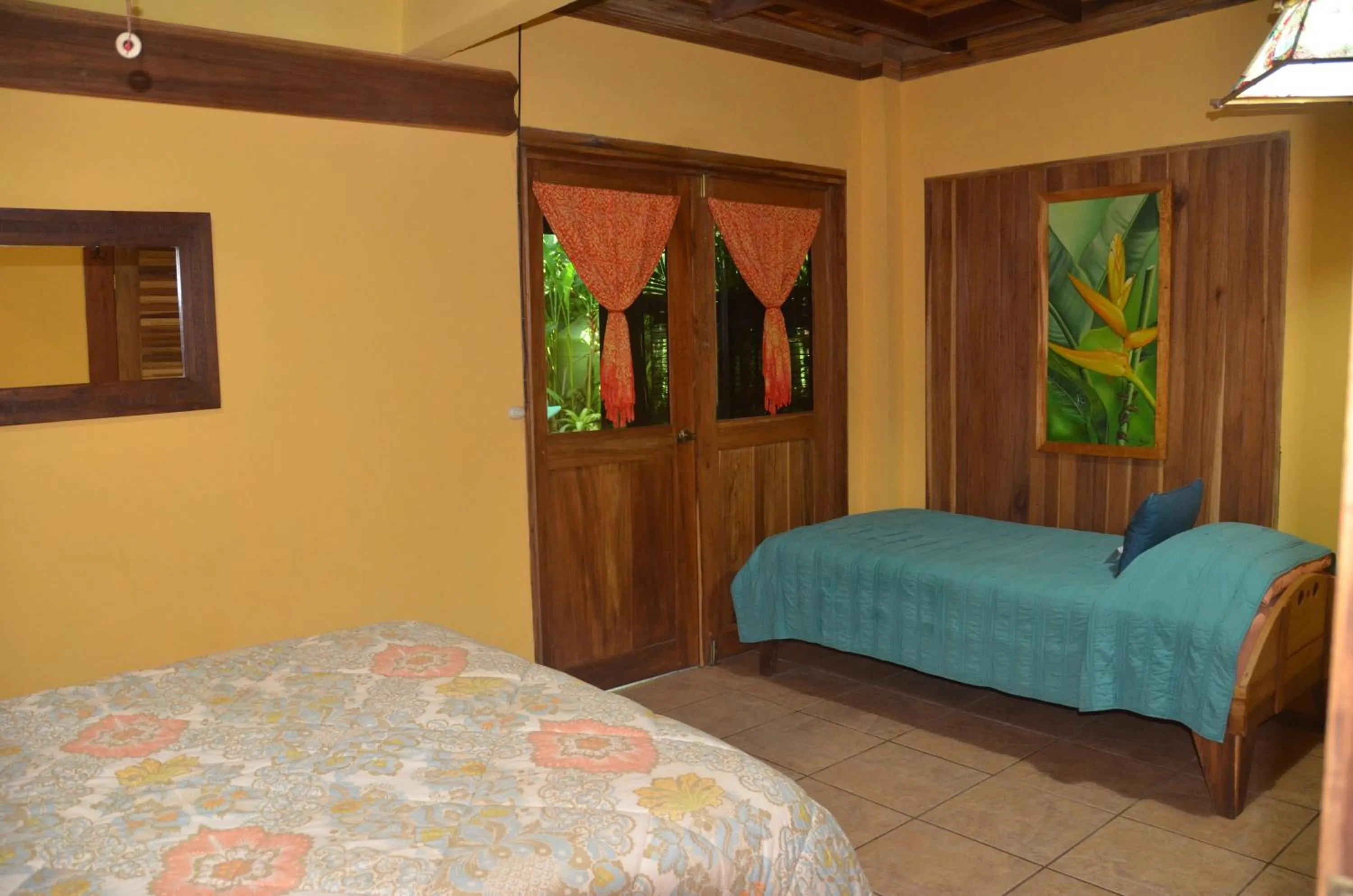 Photo of the whole room, Bed in Physis Caribbean Bed & Breakfast