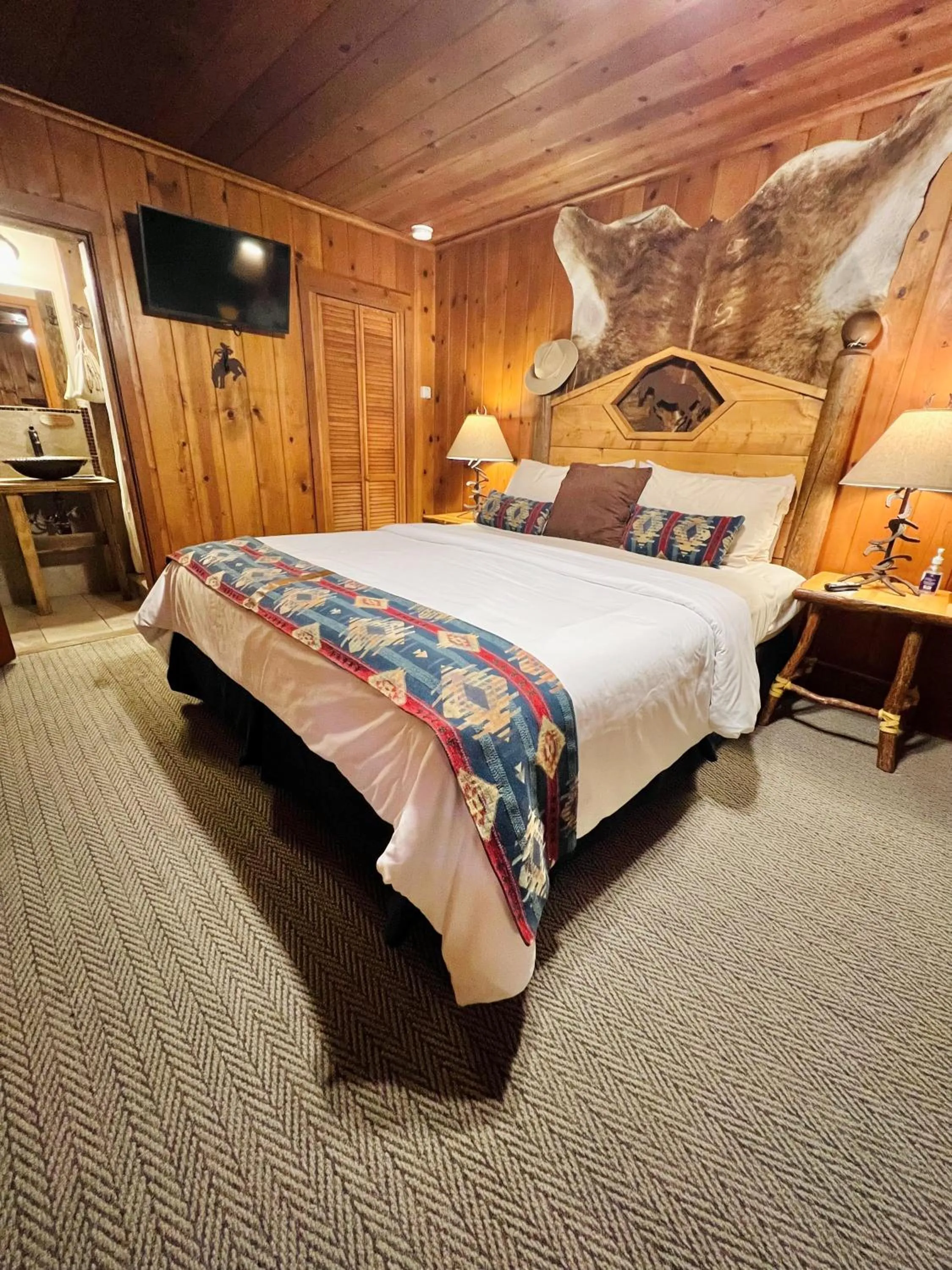 Bedroom, Bed in Cottage Inn At Lake Tahoe