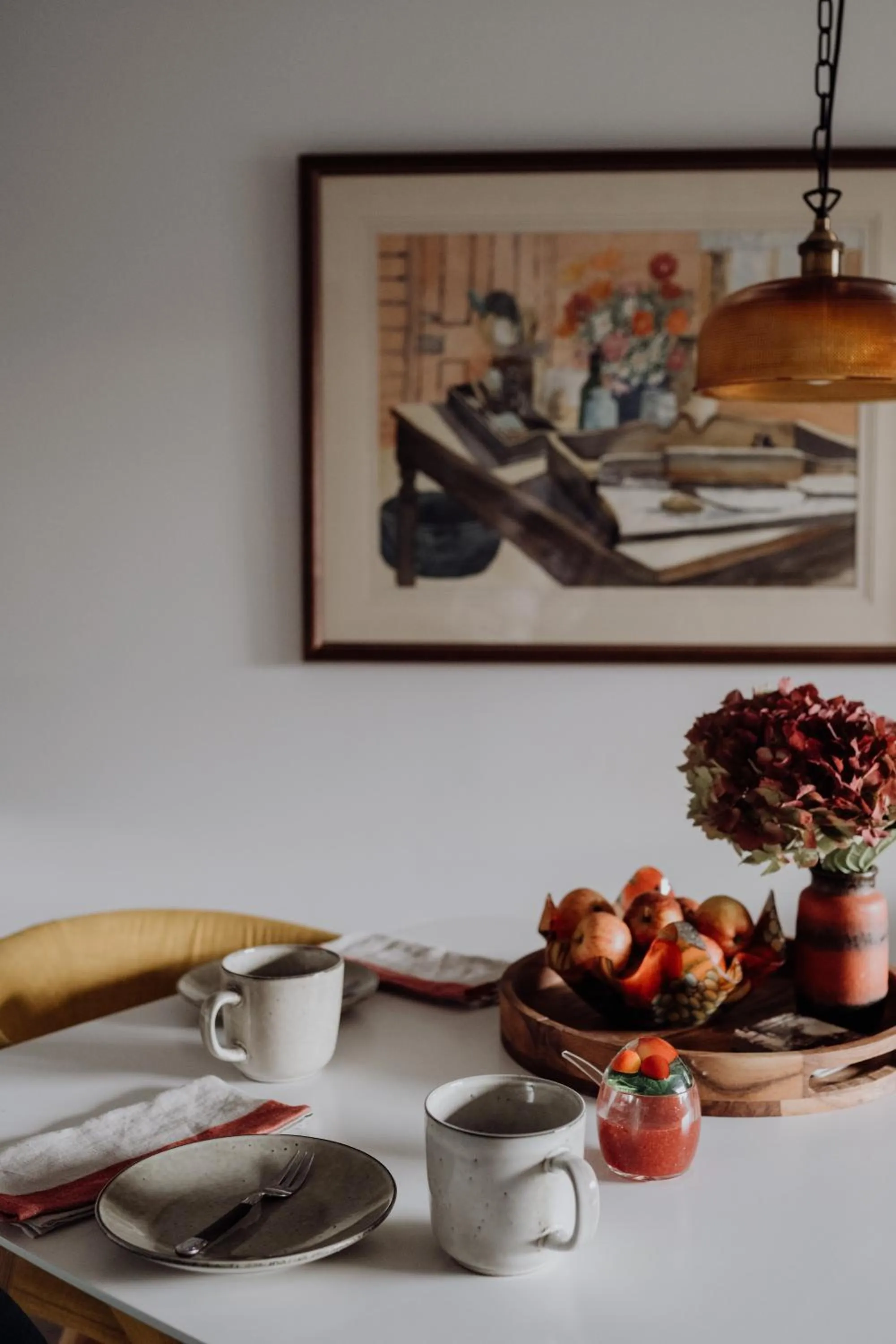 Dining area in Green Gables B&B Waterfront Apartment or Garden Studio