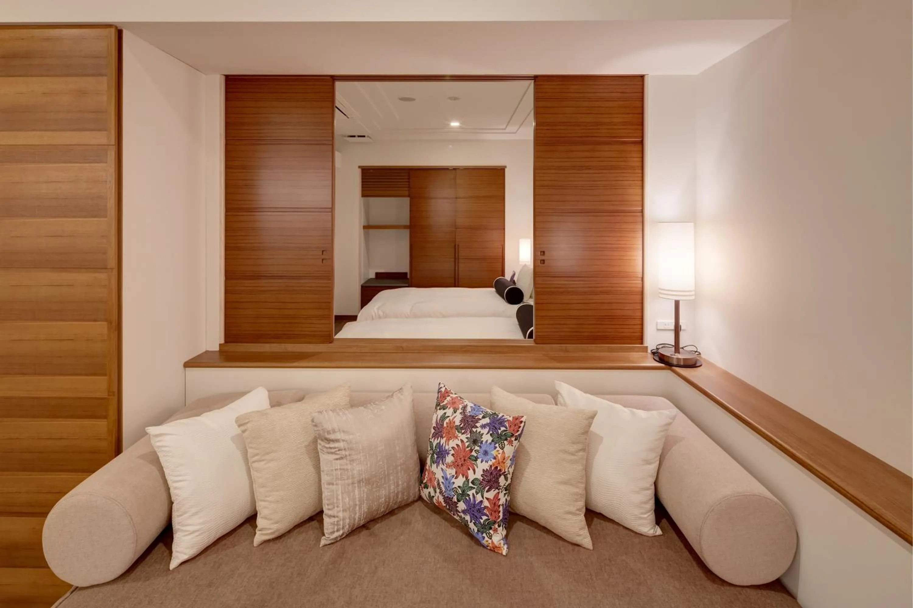 Photo of the whole room, Bed in Ala Mahaina Condo Hotel