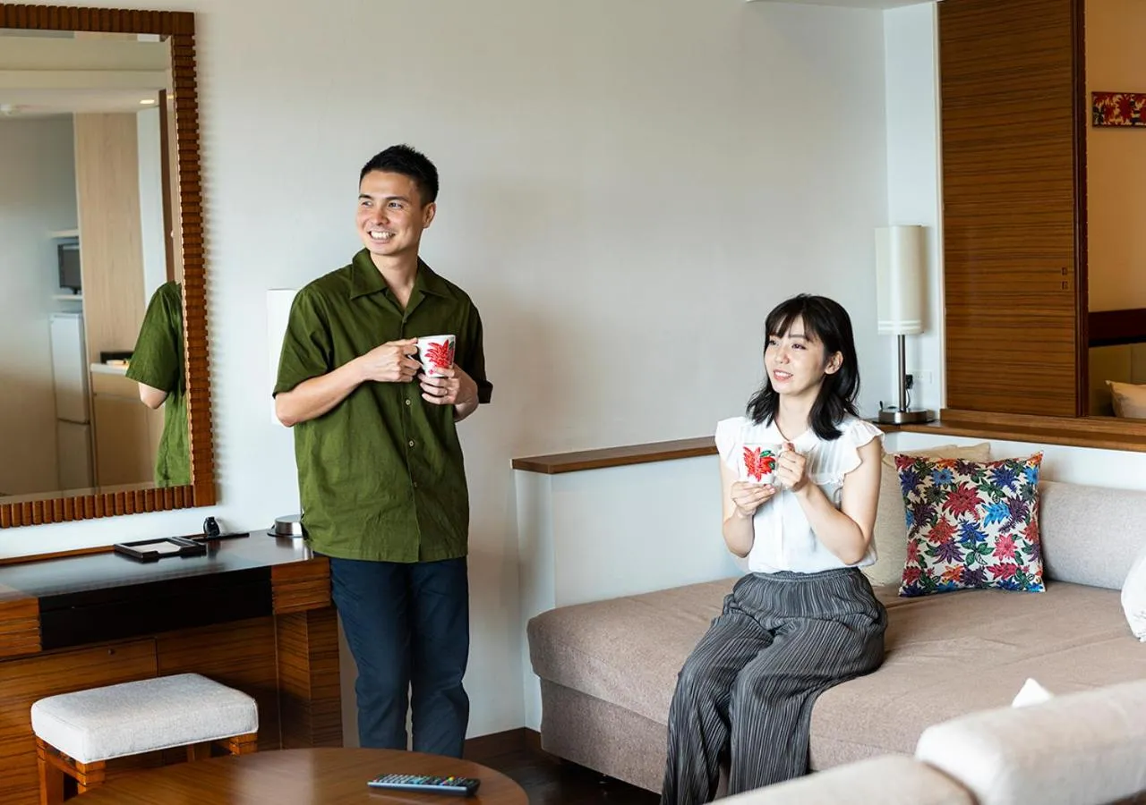 People in Ala Mahaina Condo Hotel