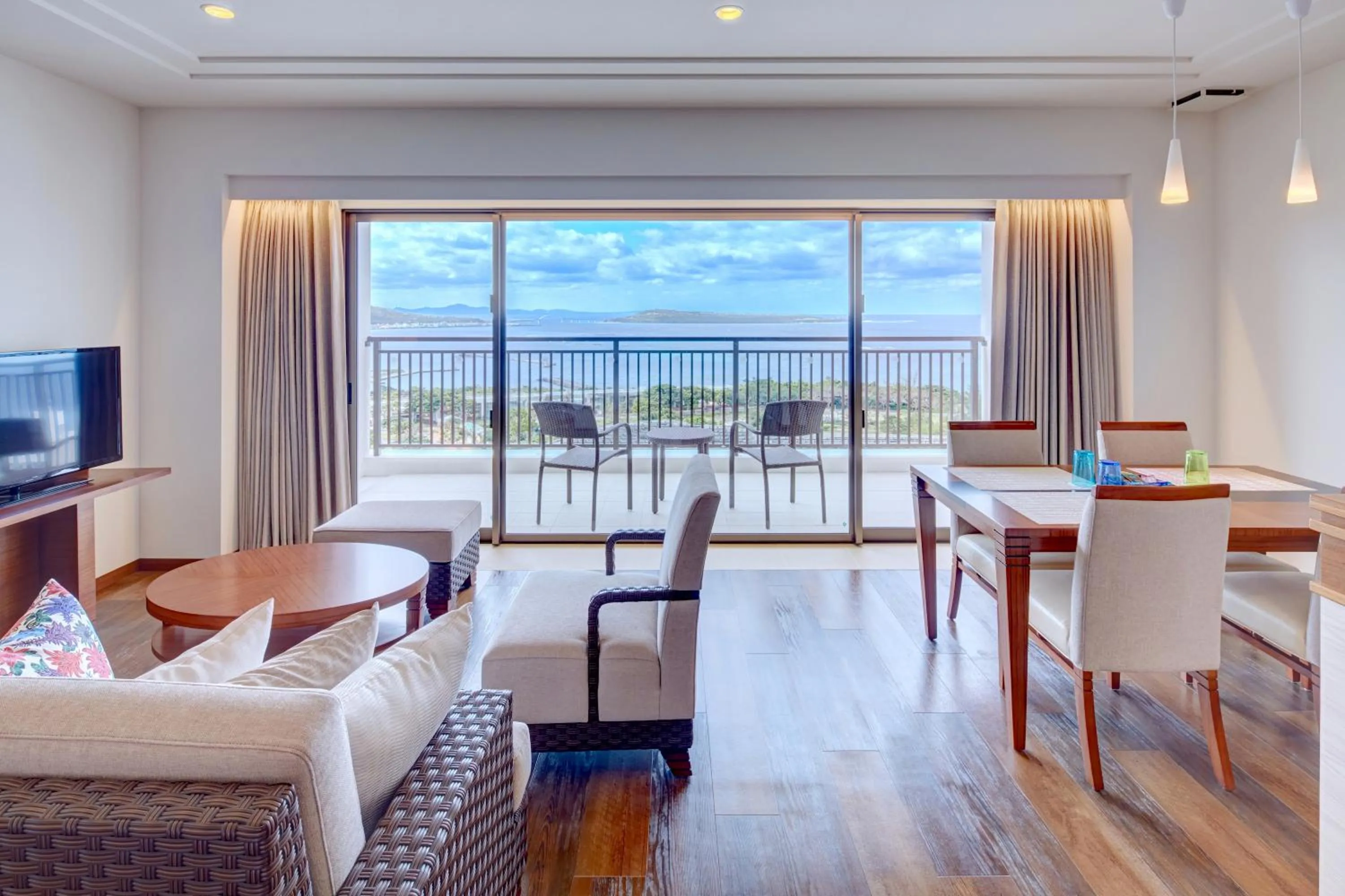 Photo of the whole room in Ala Mahaina Condo Hotel