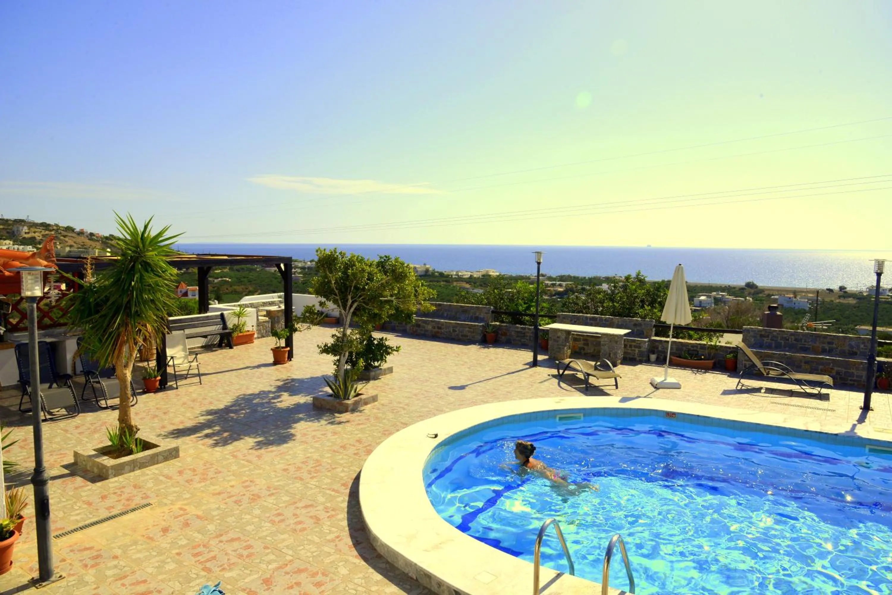 Swimming pool in Filoxenia Villa