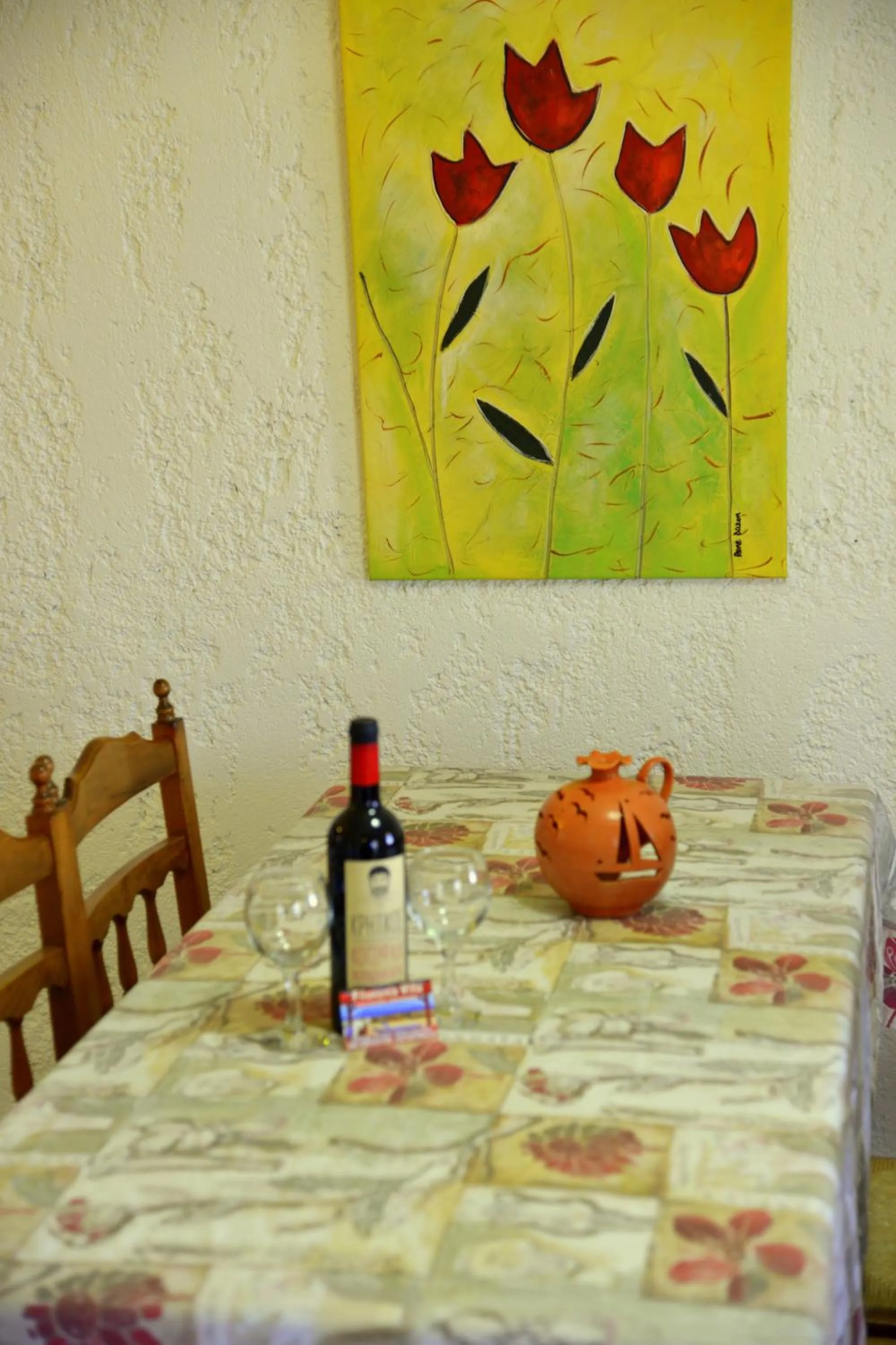 Dining area in Filoxenia Villa