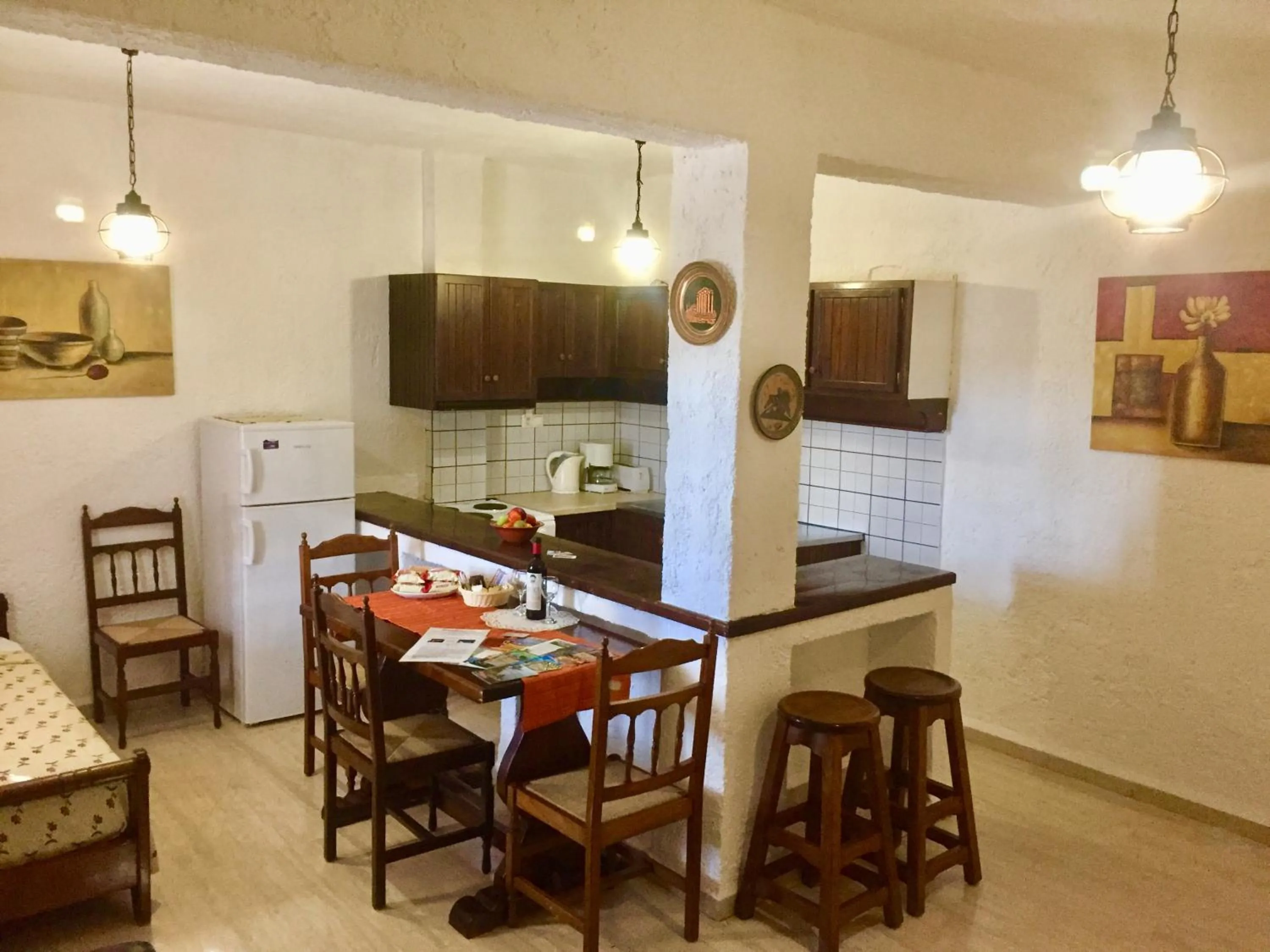 Kitchen or kitchenette in Filoxenia Villa