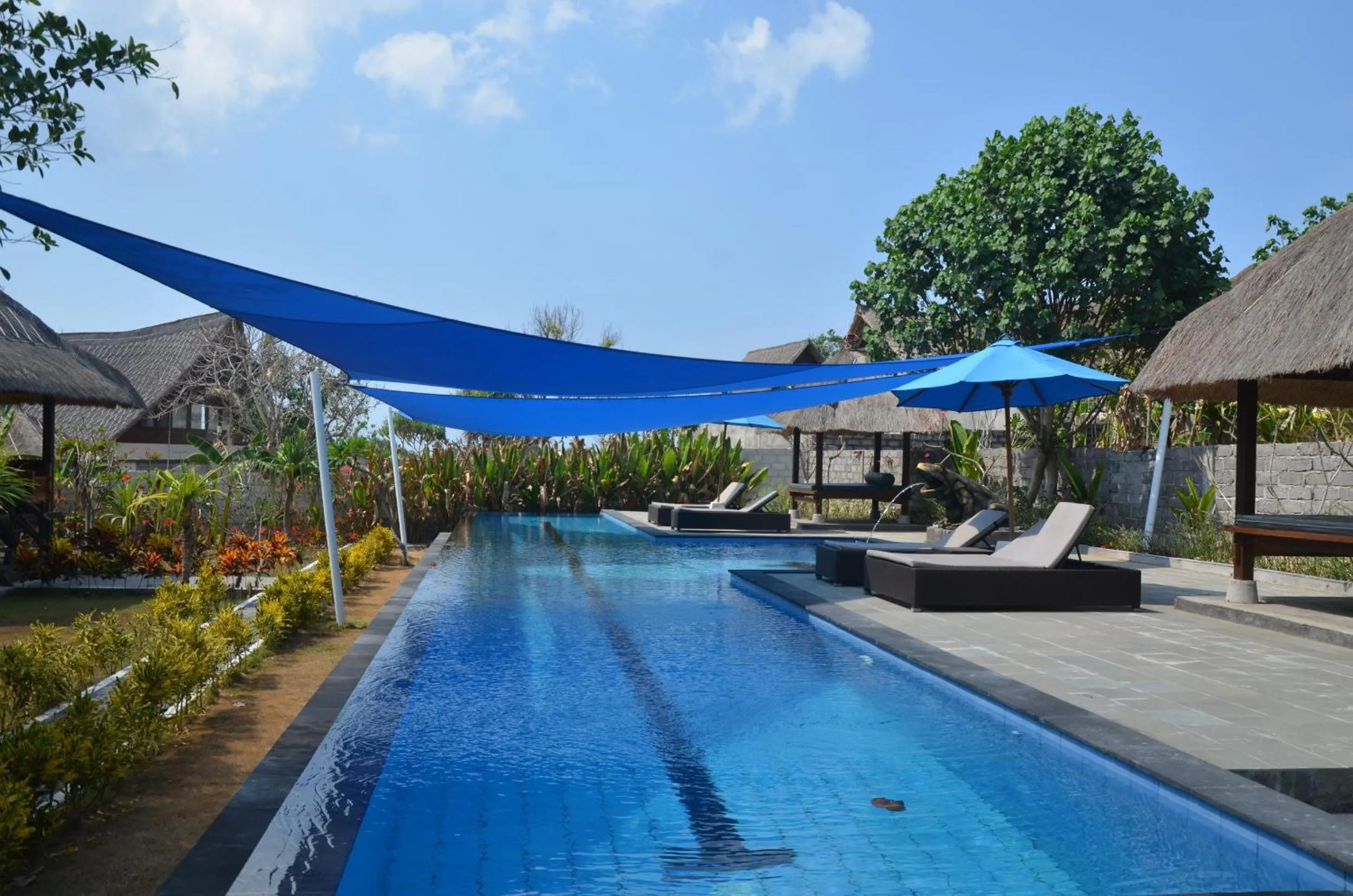 Swimming pool in Sunset Villa Lembongan