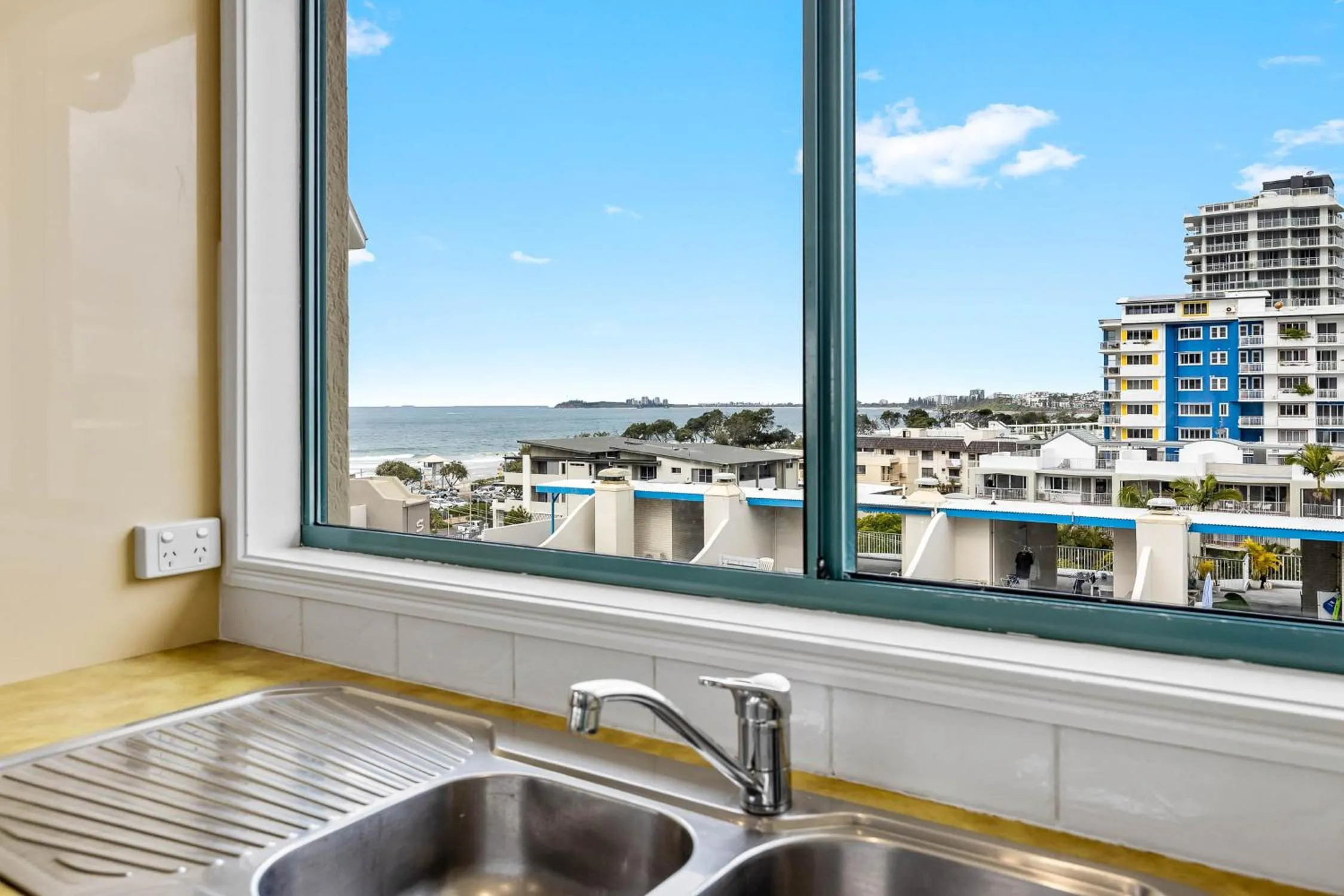 Sunshine Towers Boutique Apartments