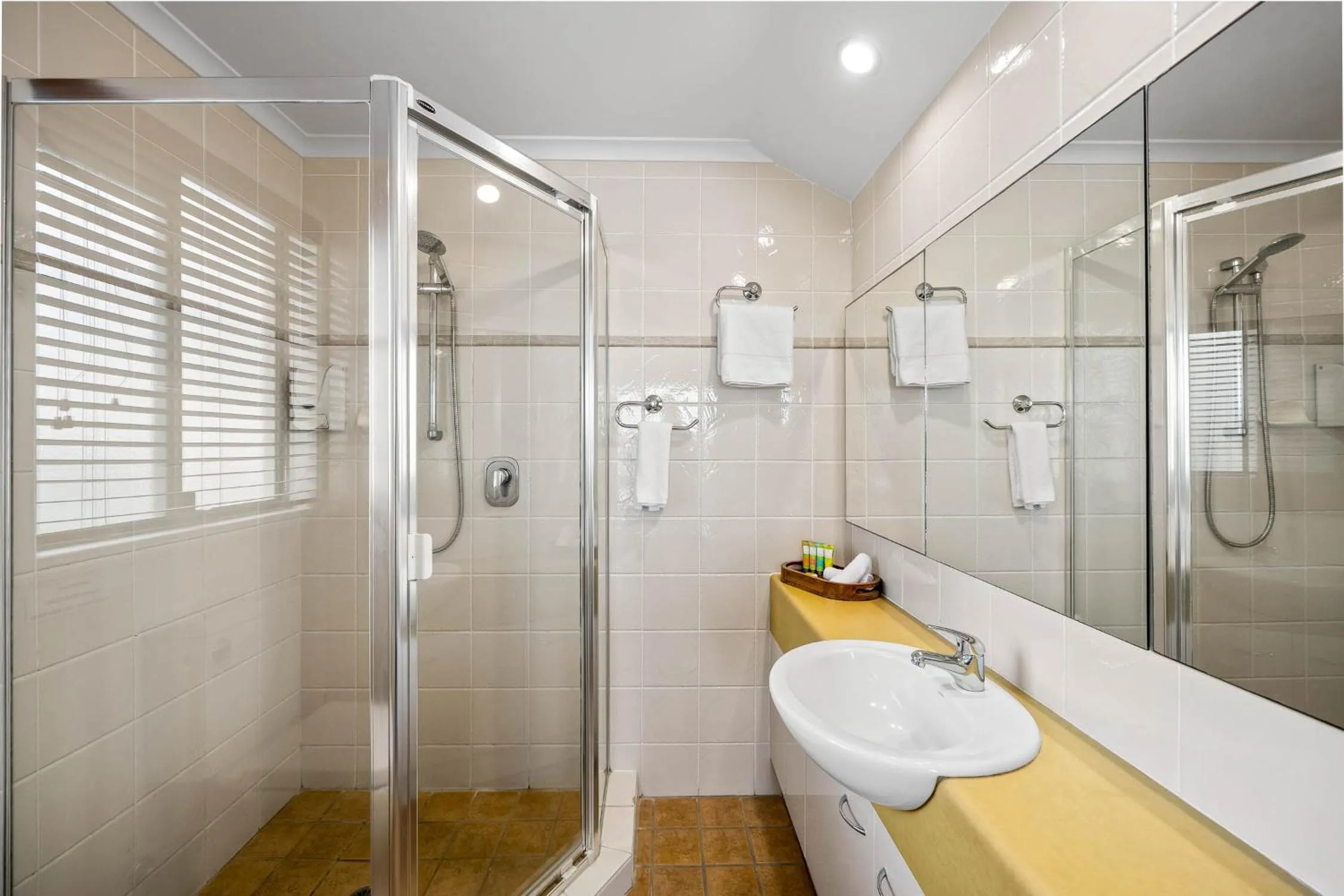 Sunshine Towers Boutique Apartments