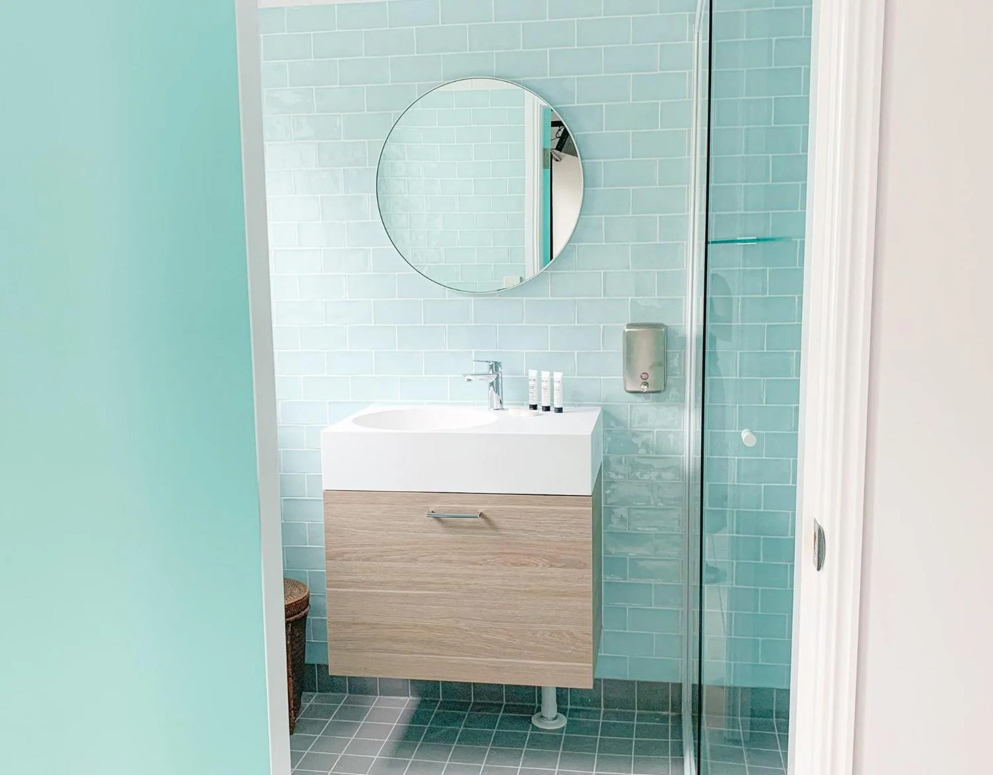 Bathroom in Wake Up! Byron Bay