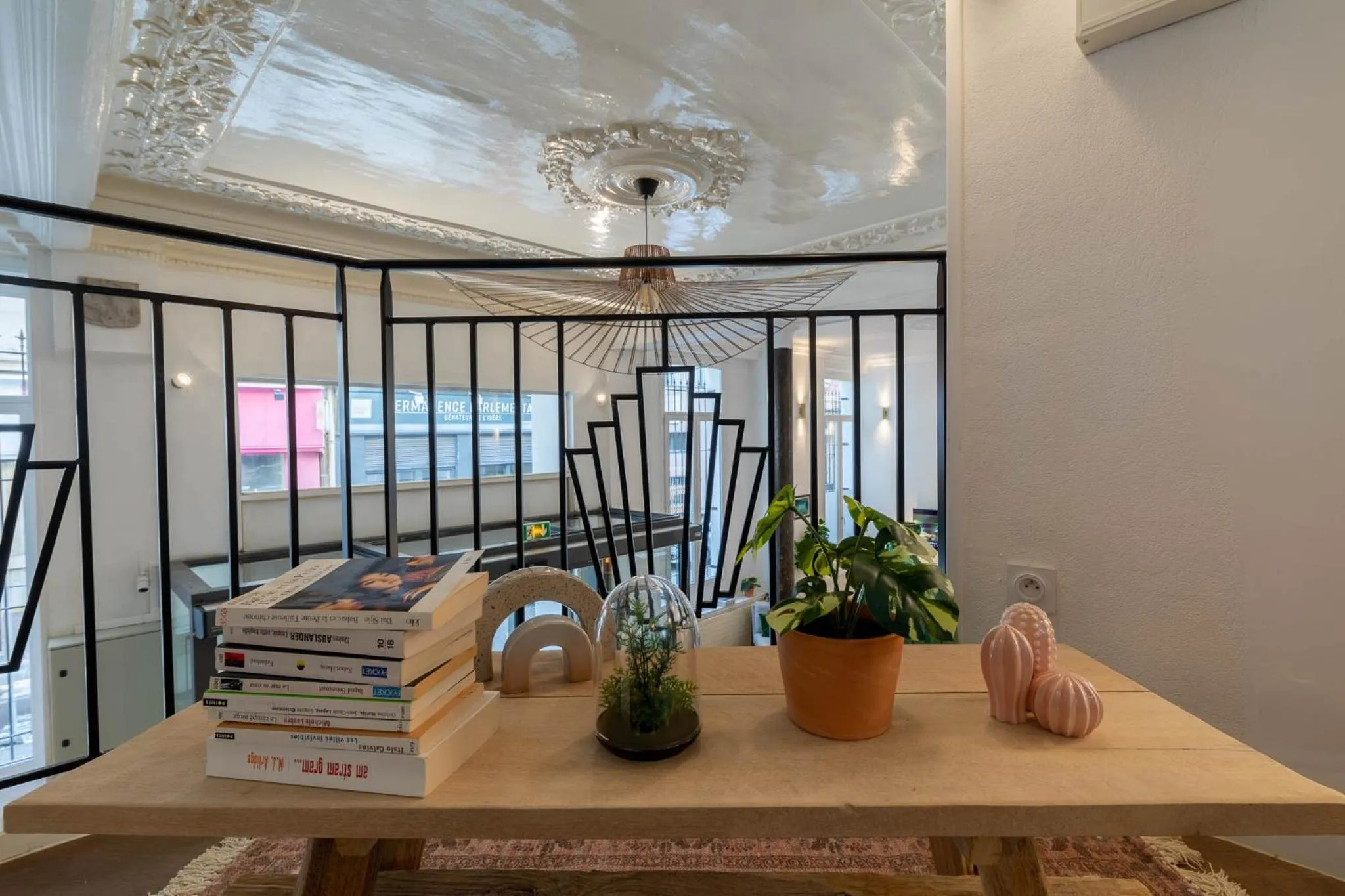 Lounge or bar in 1924 Hôtel