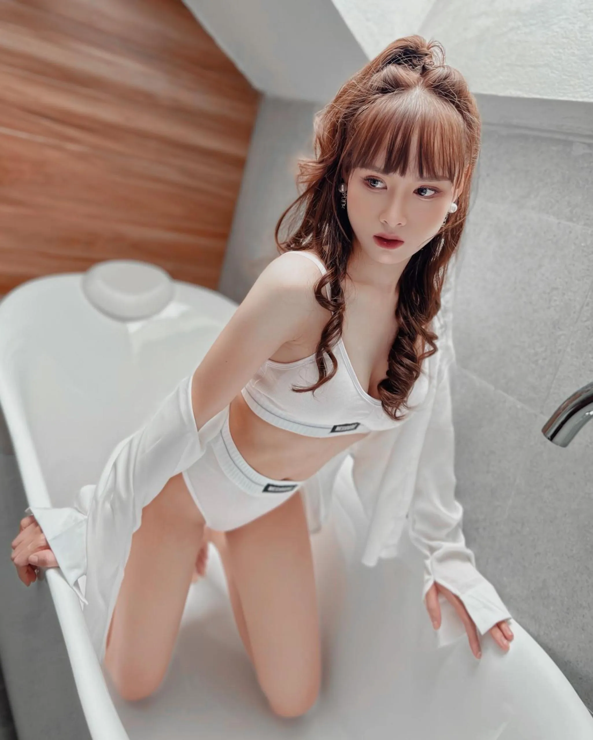 Hot Tub in Green Pearl Villa Ha Long