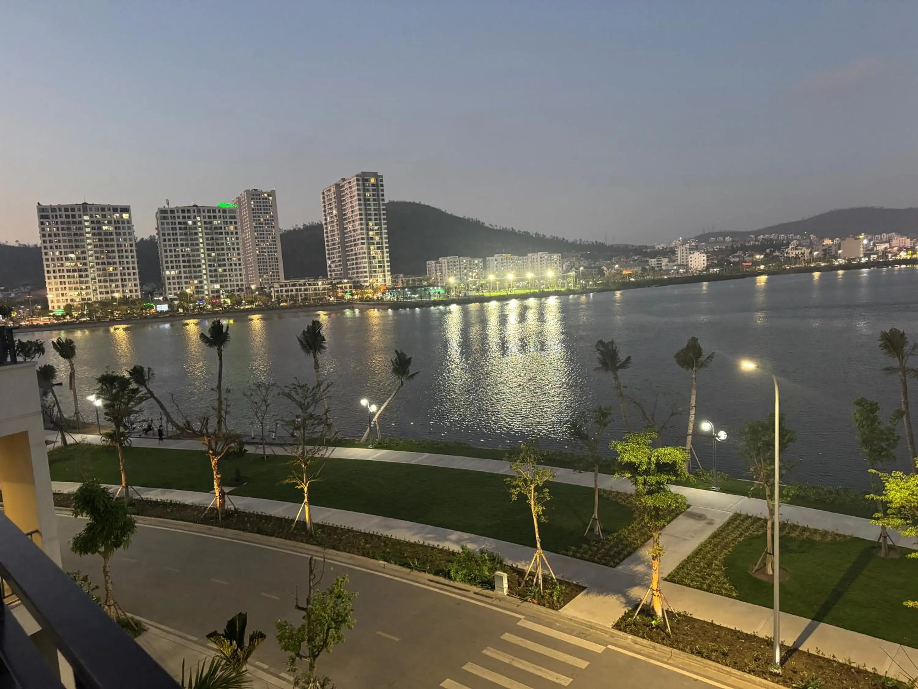 Green Pearl Villa Ha Long