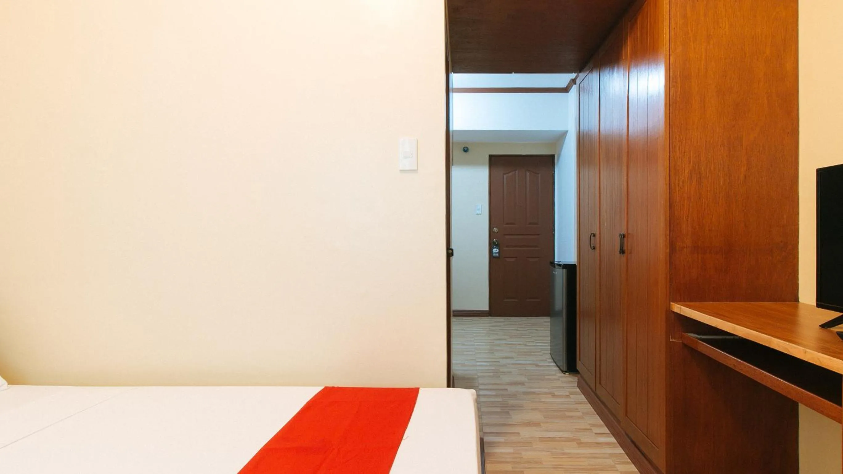 Bedroom, Bed in RedDoorz at Moonwalk Paranaque