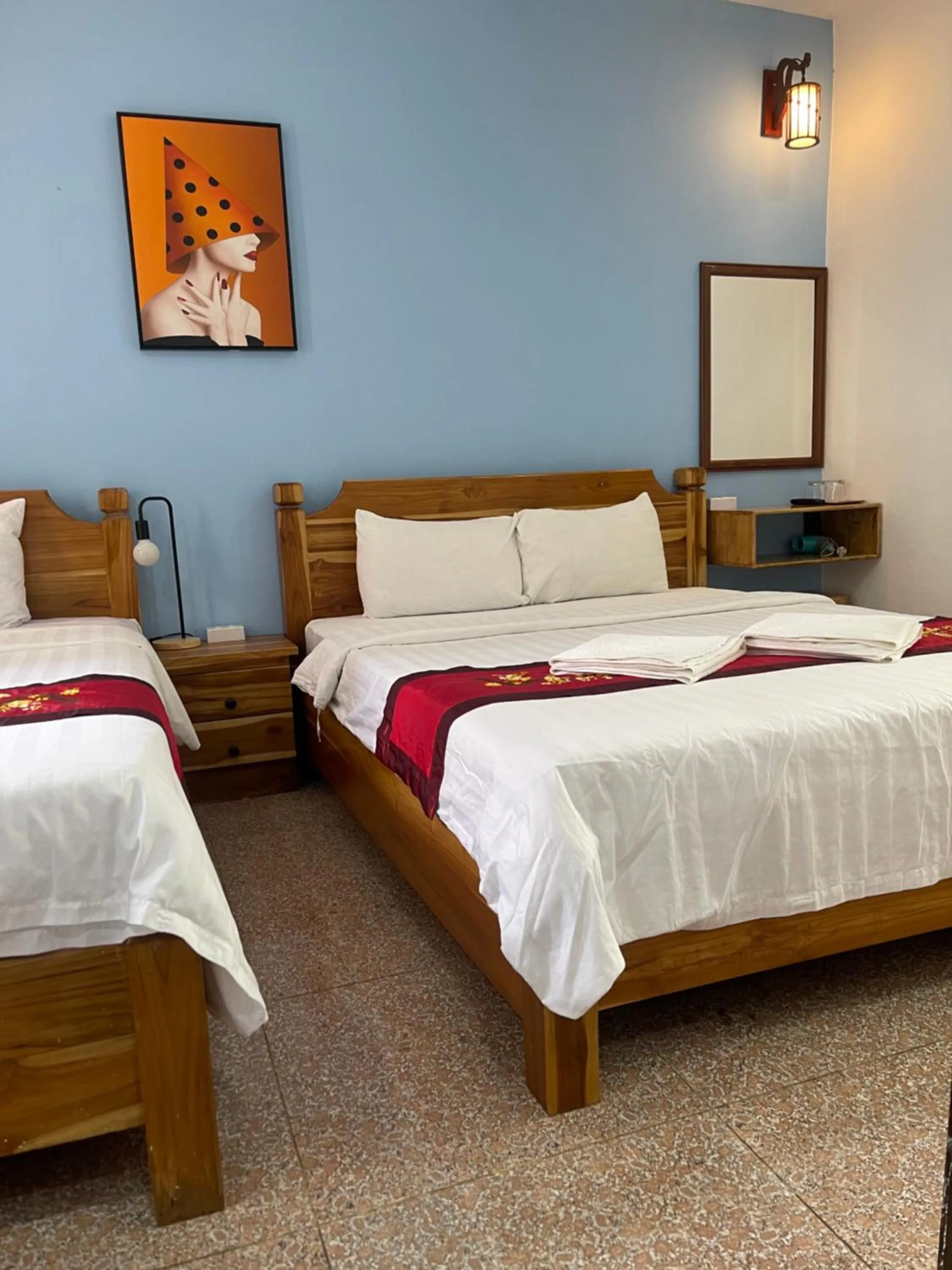 Photo of the whole room, Bed in Liberty Place