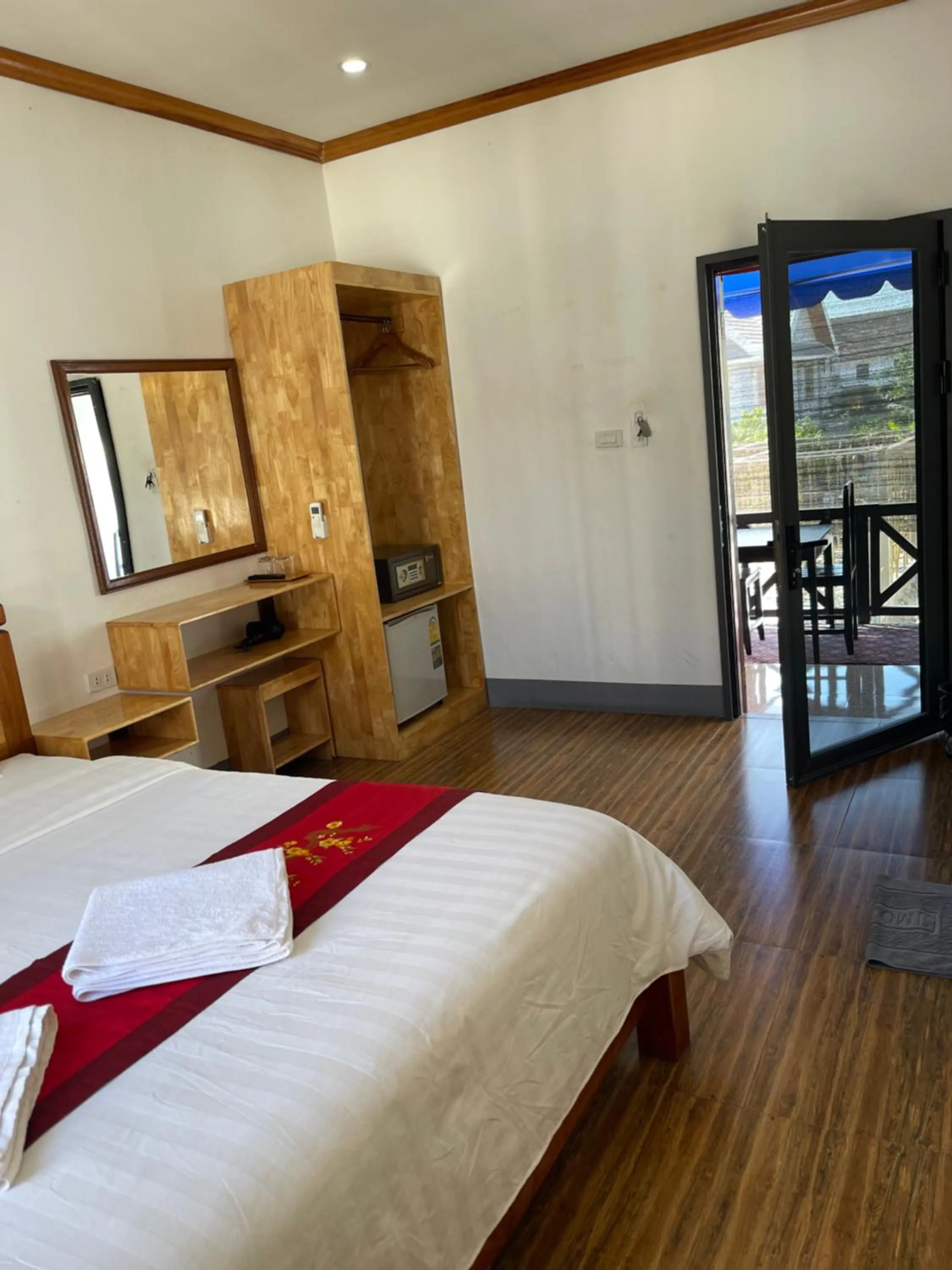 Photo of the whole room, Bed in Liberty Place