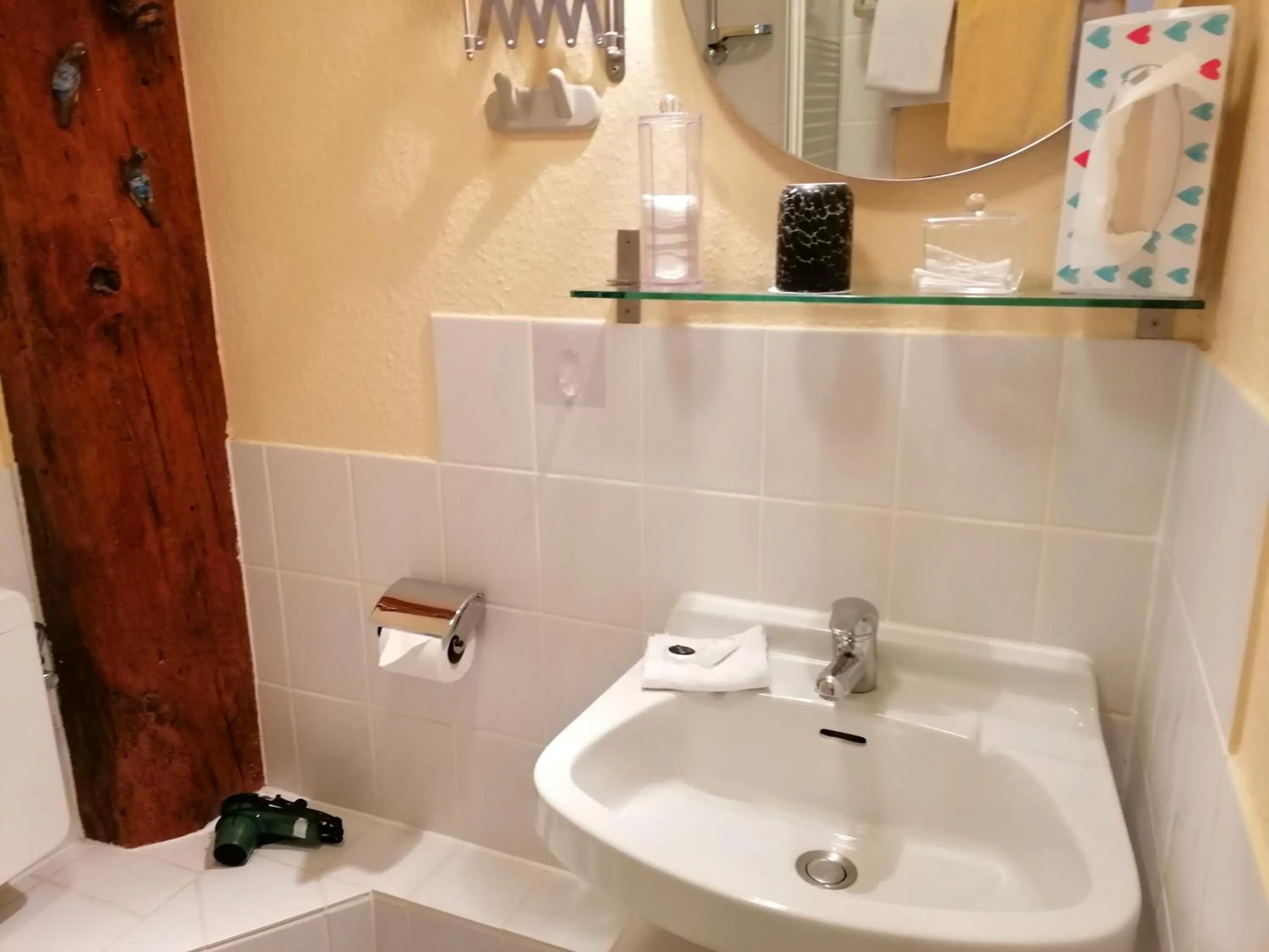 Bathroom in Hotel Möven-Kieker