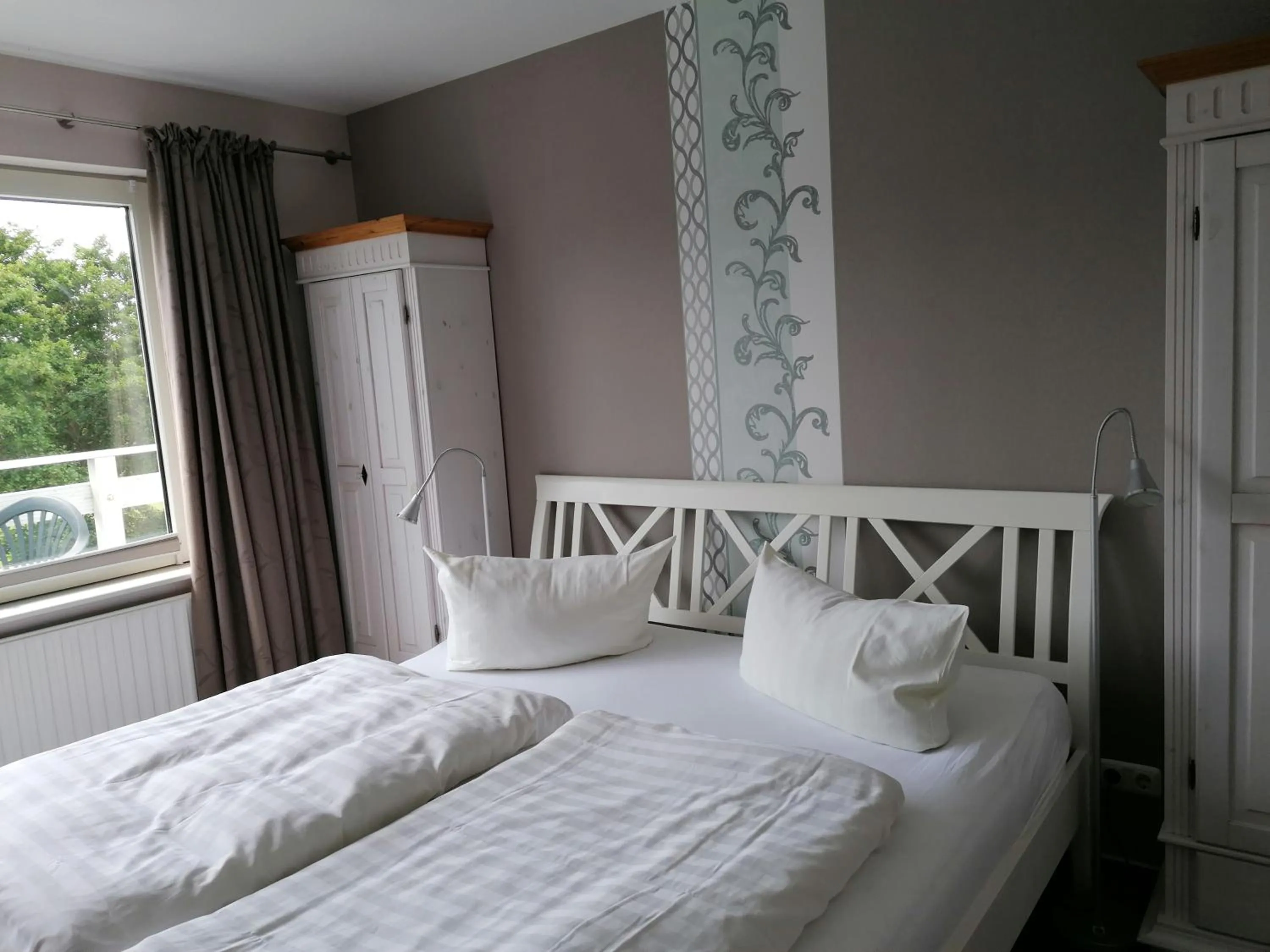 Bed in Hotel Möven-Kieker