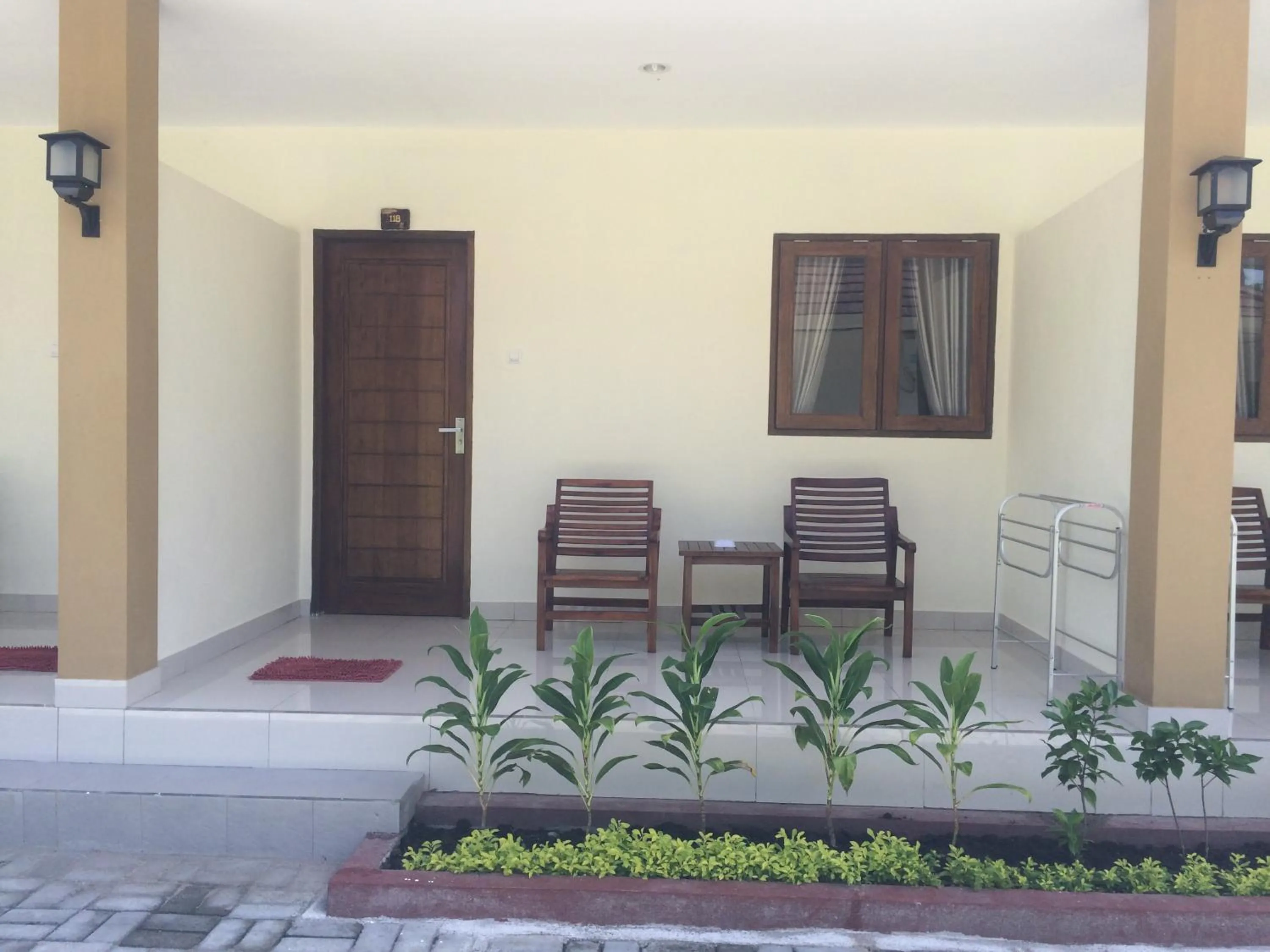 Patio in D'Batur Hotel