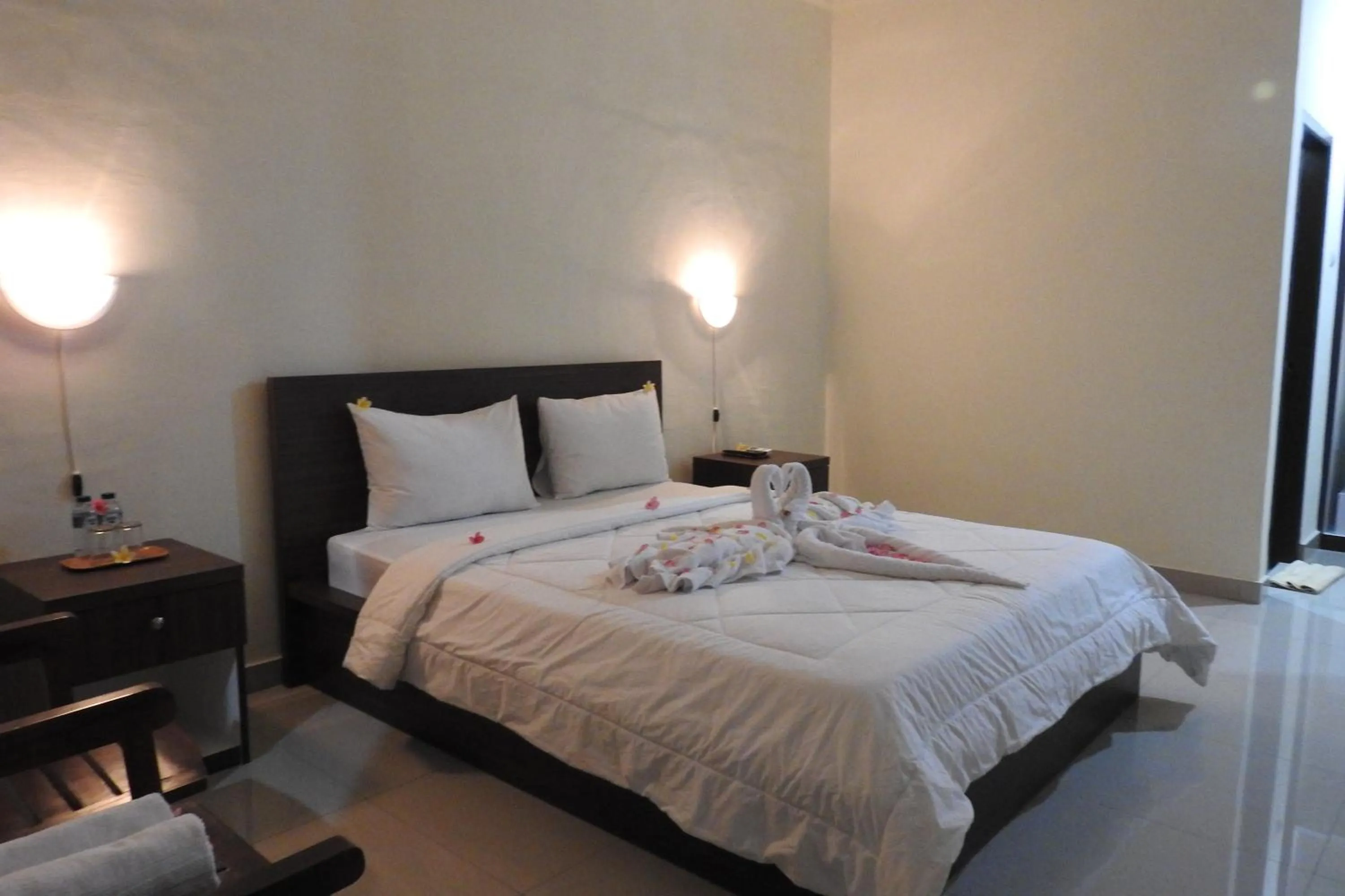 Bed in D'Batur Hotel