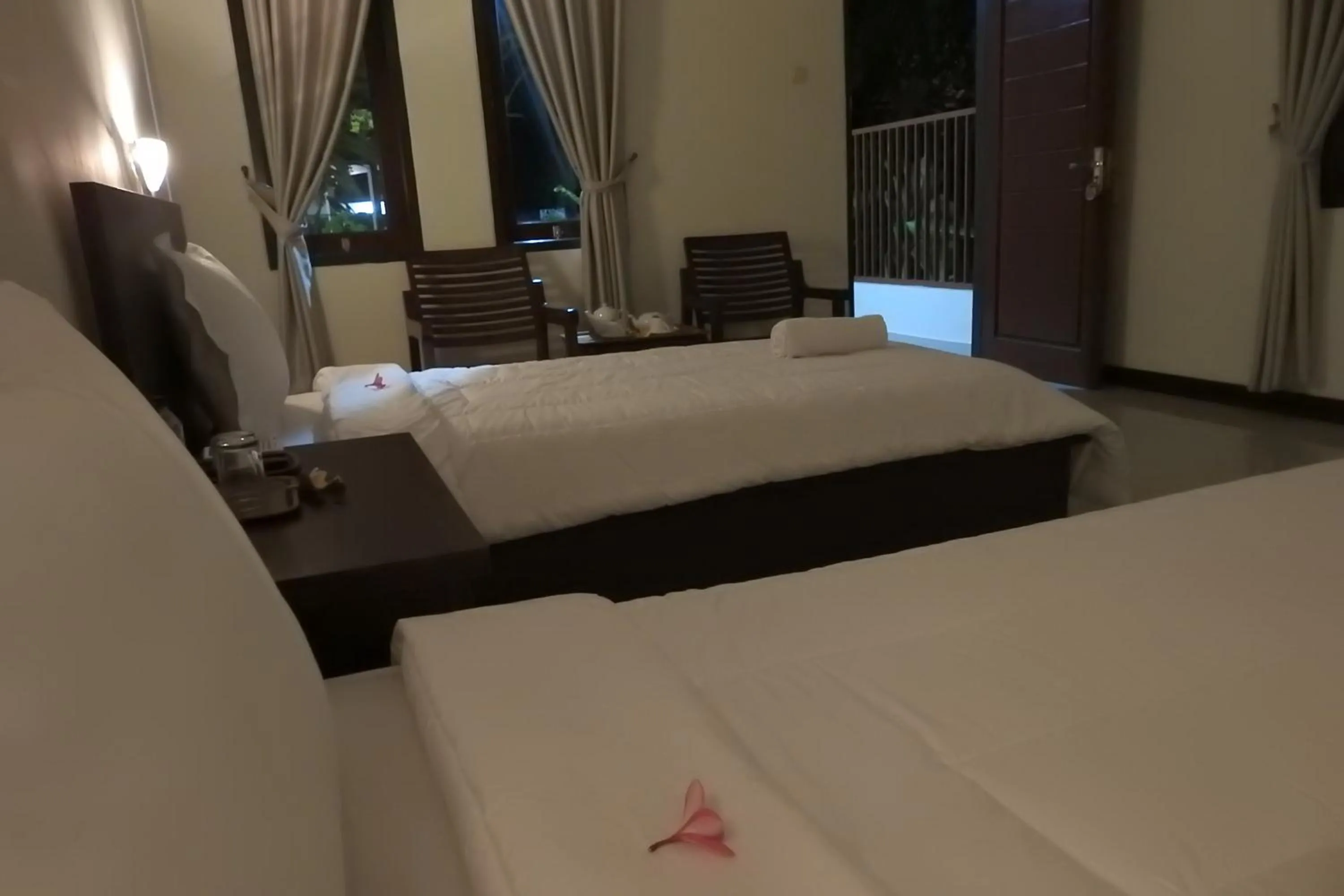 Bed in D'Batur Hotel