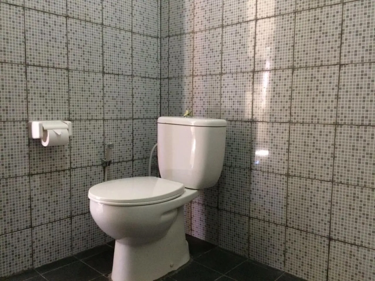 Bathroom in D'Batur Hotel