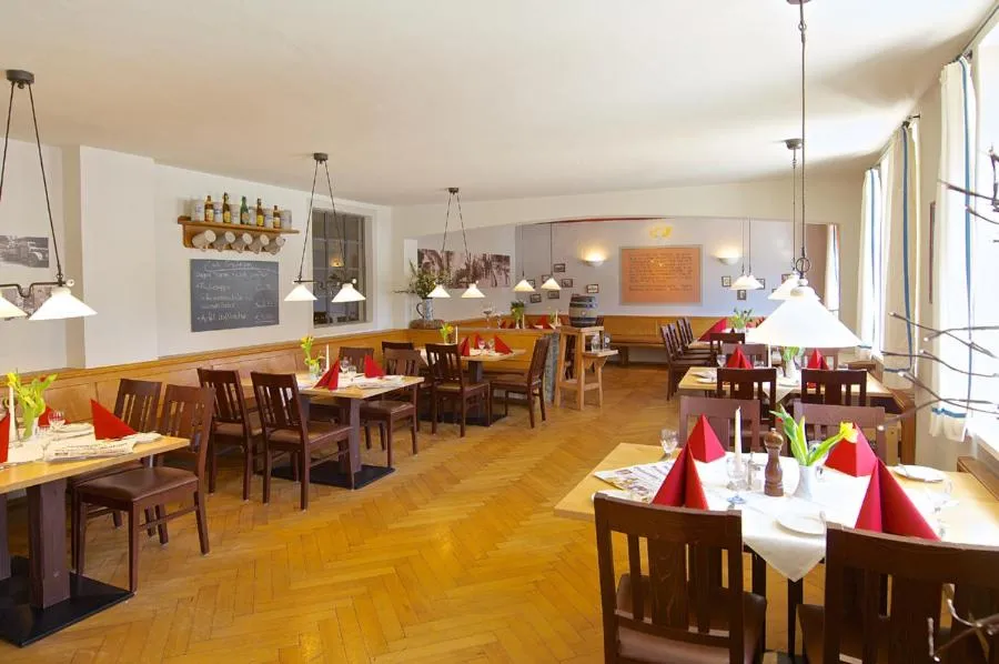 Braustüble und Hotel zur Post