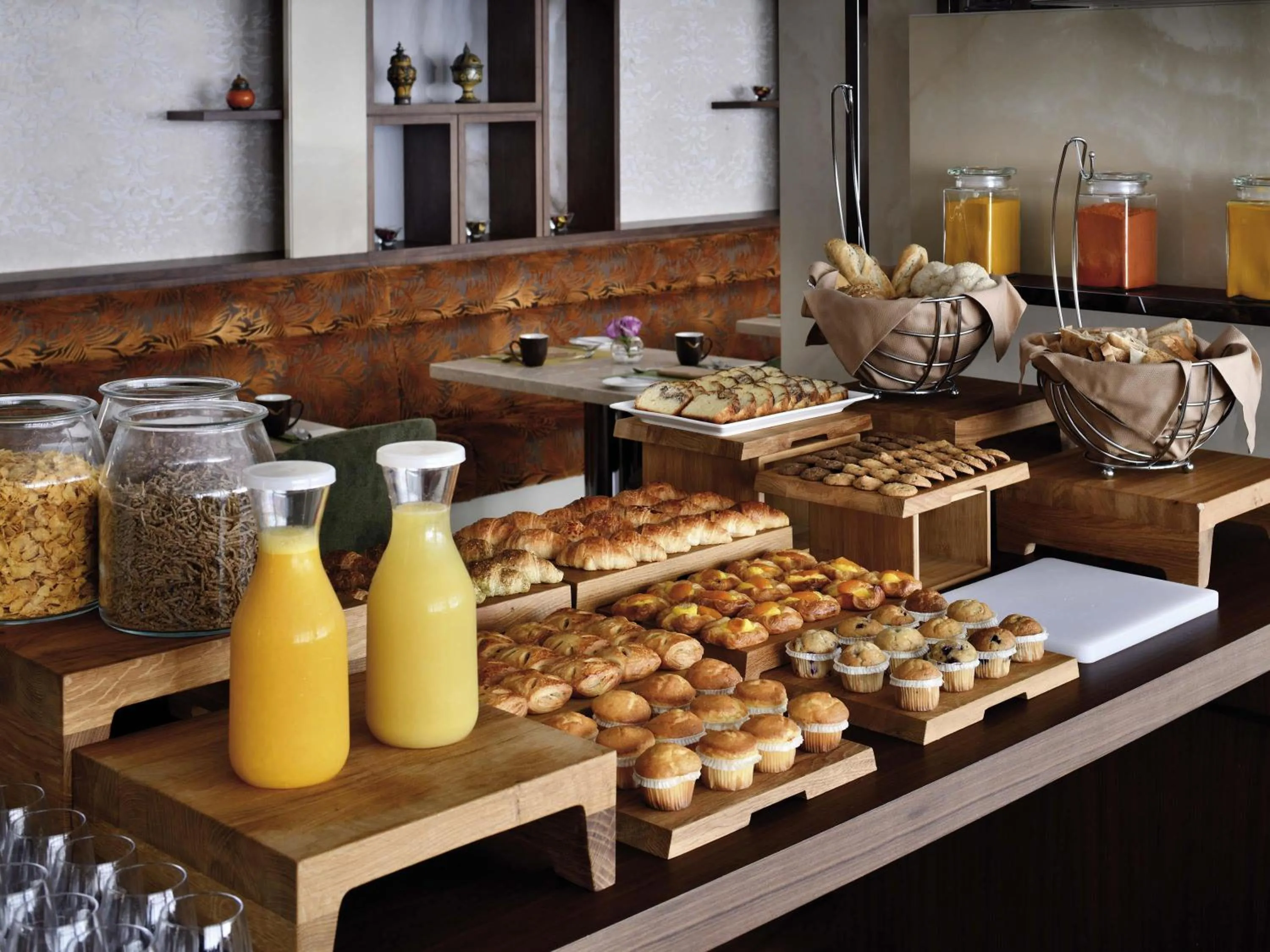 Breakfast in Mövenpick Hotel Apartments Downtown Dubai