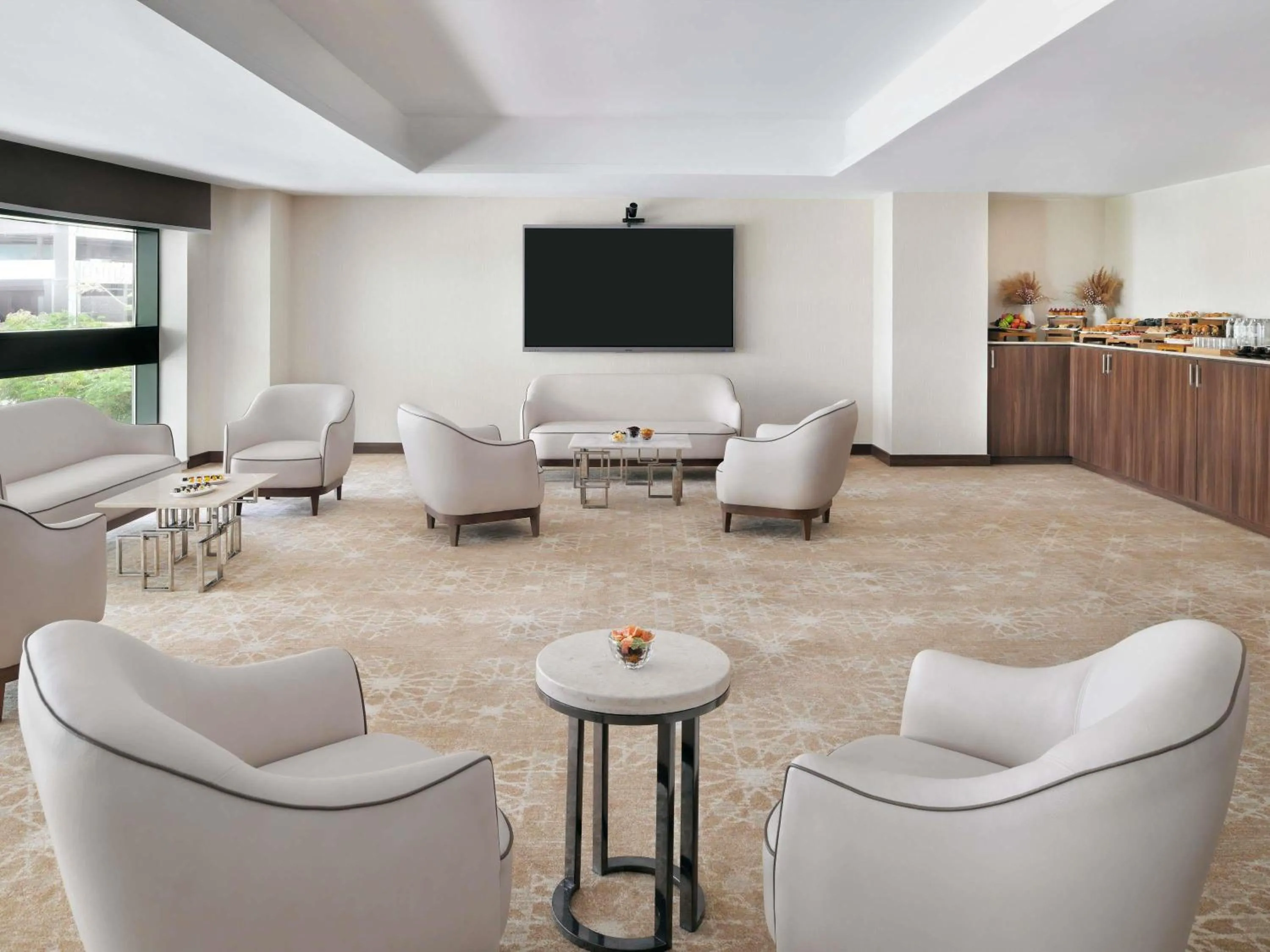 Meeting/conference room in Mövenpick Hotel Apartments Downtown Dubai