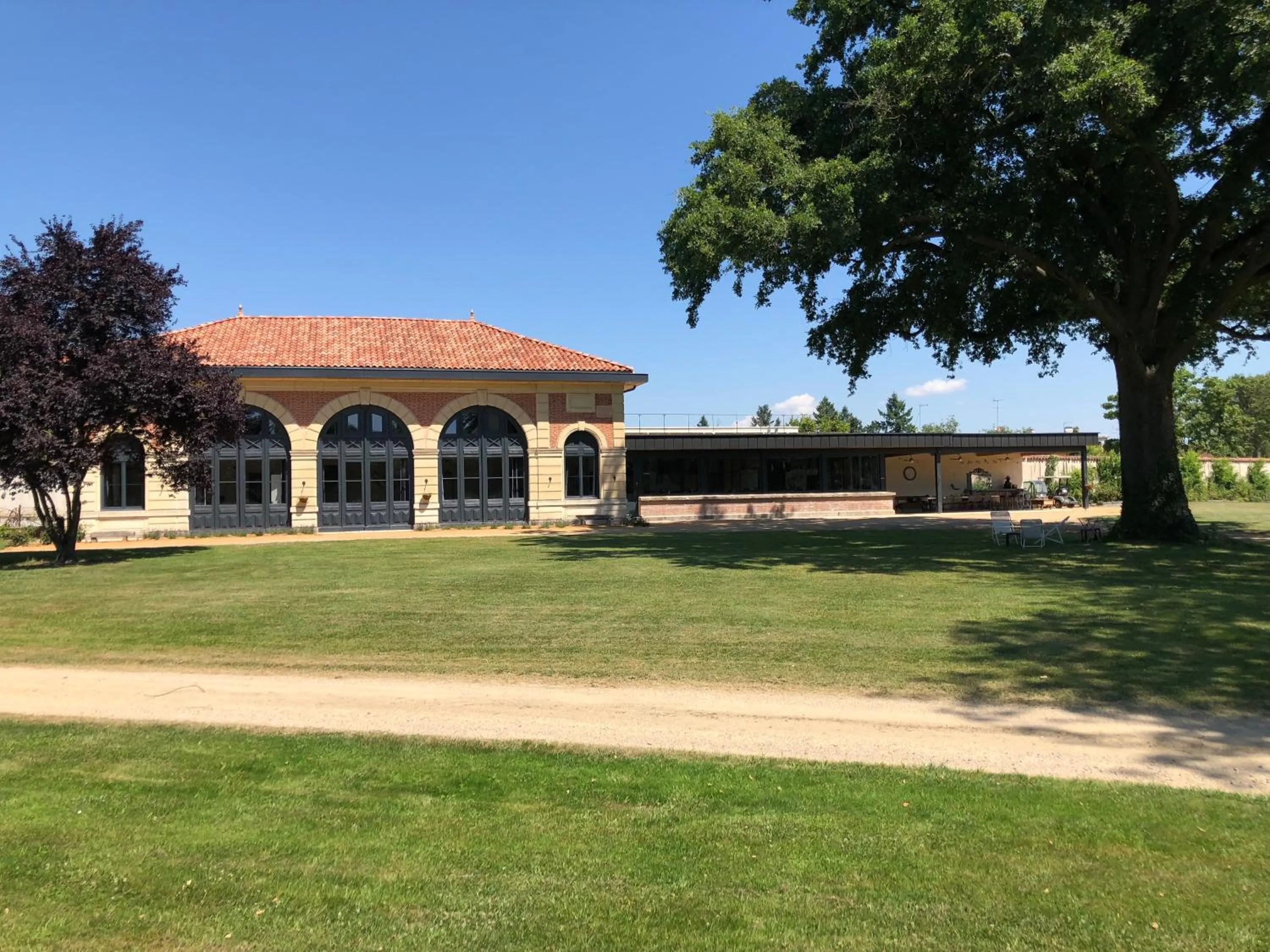 ORANGERIE de CHATEL-Selection FIGARO & ELLE Magazine