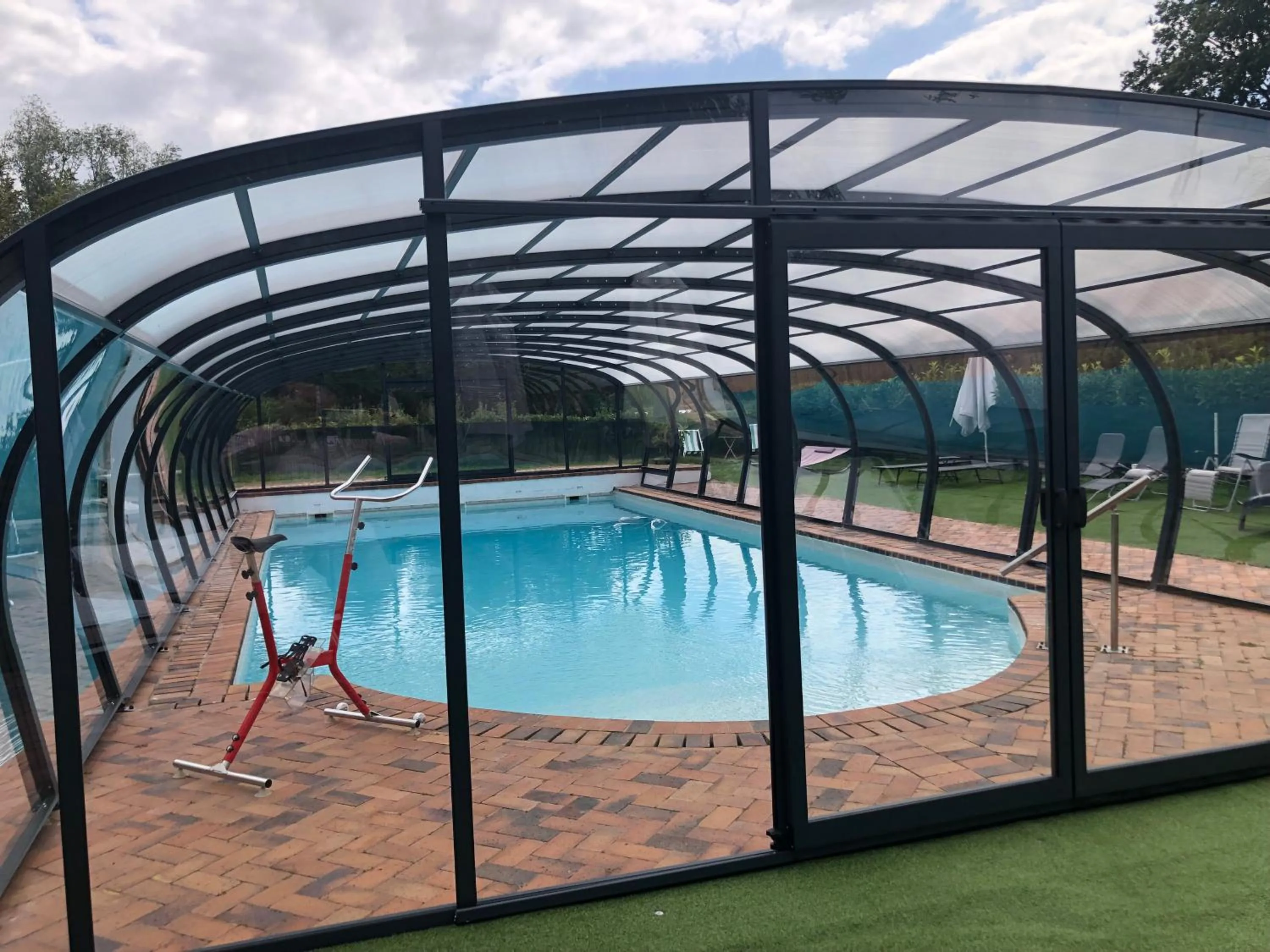 Swimming pool in ORANGERIE de CHATEL-Selection FIGARO & ELLE Magazine