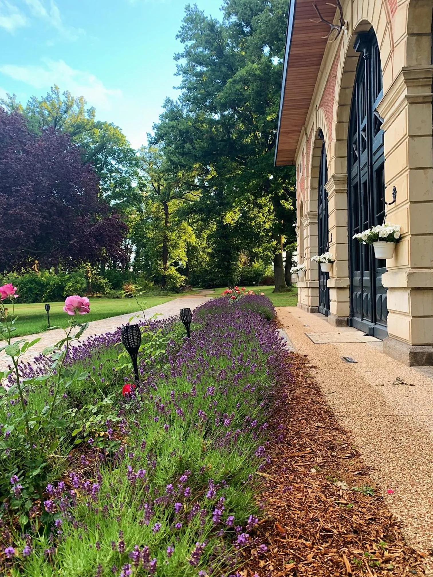 ORANGERIE de CHATEL-Selection FIGARO & ELLE Magazine