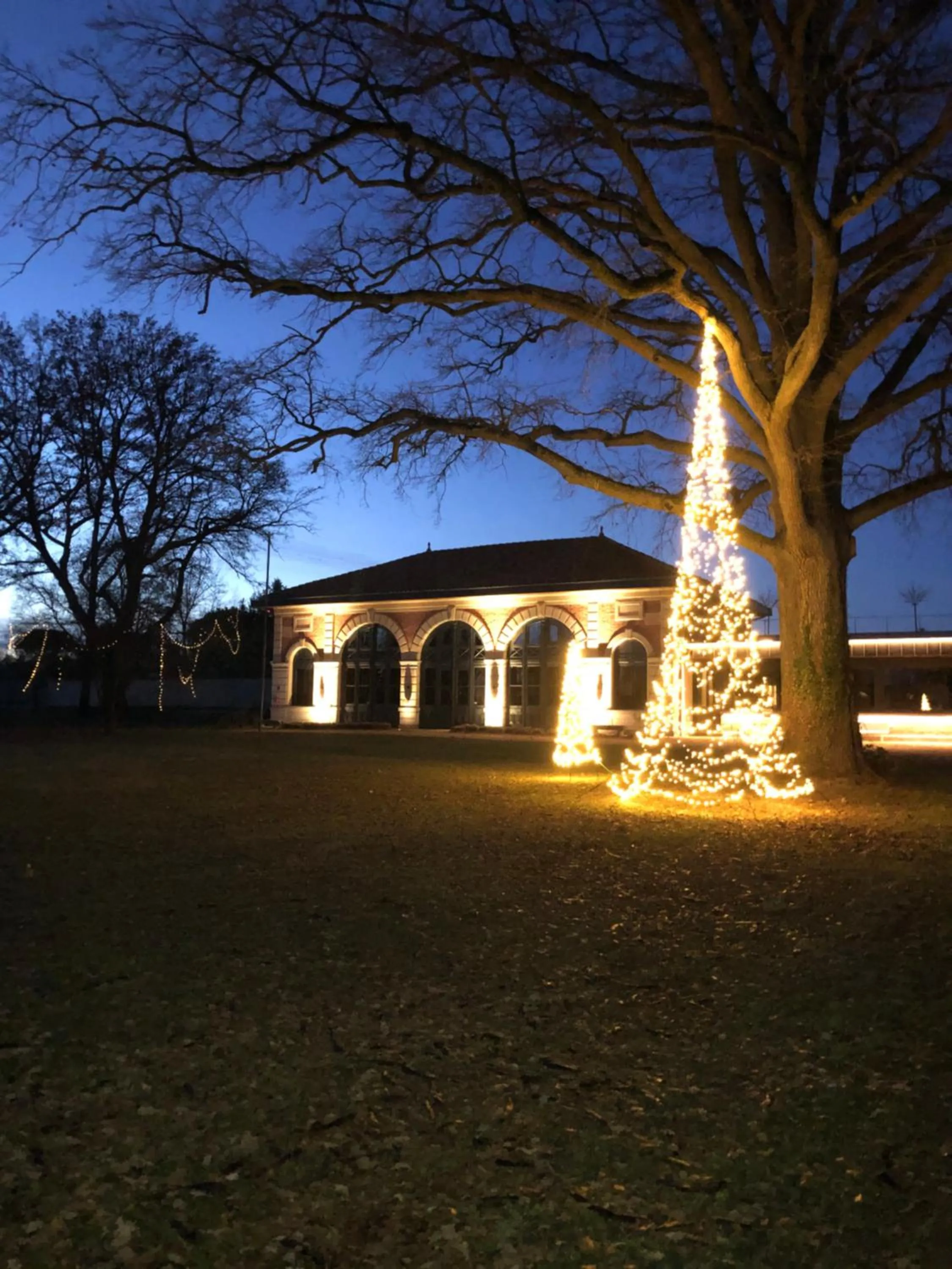 ORANGERIE de CHATEL-Selection FIGARO & ELLE Magazine