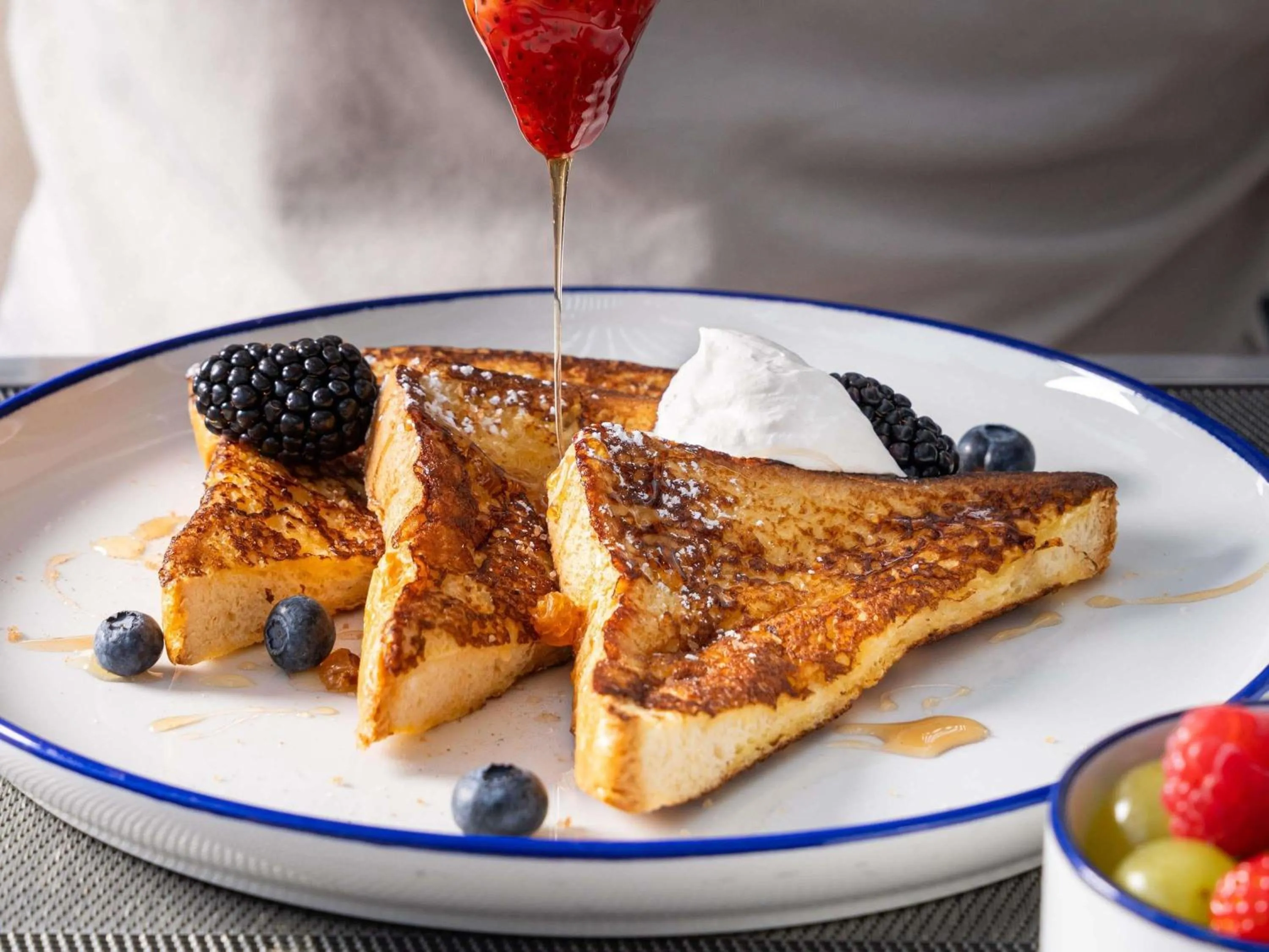 Breakfast in Grand Plaza Mövenpick Media City