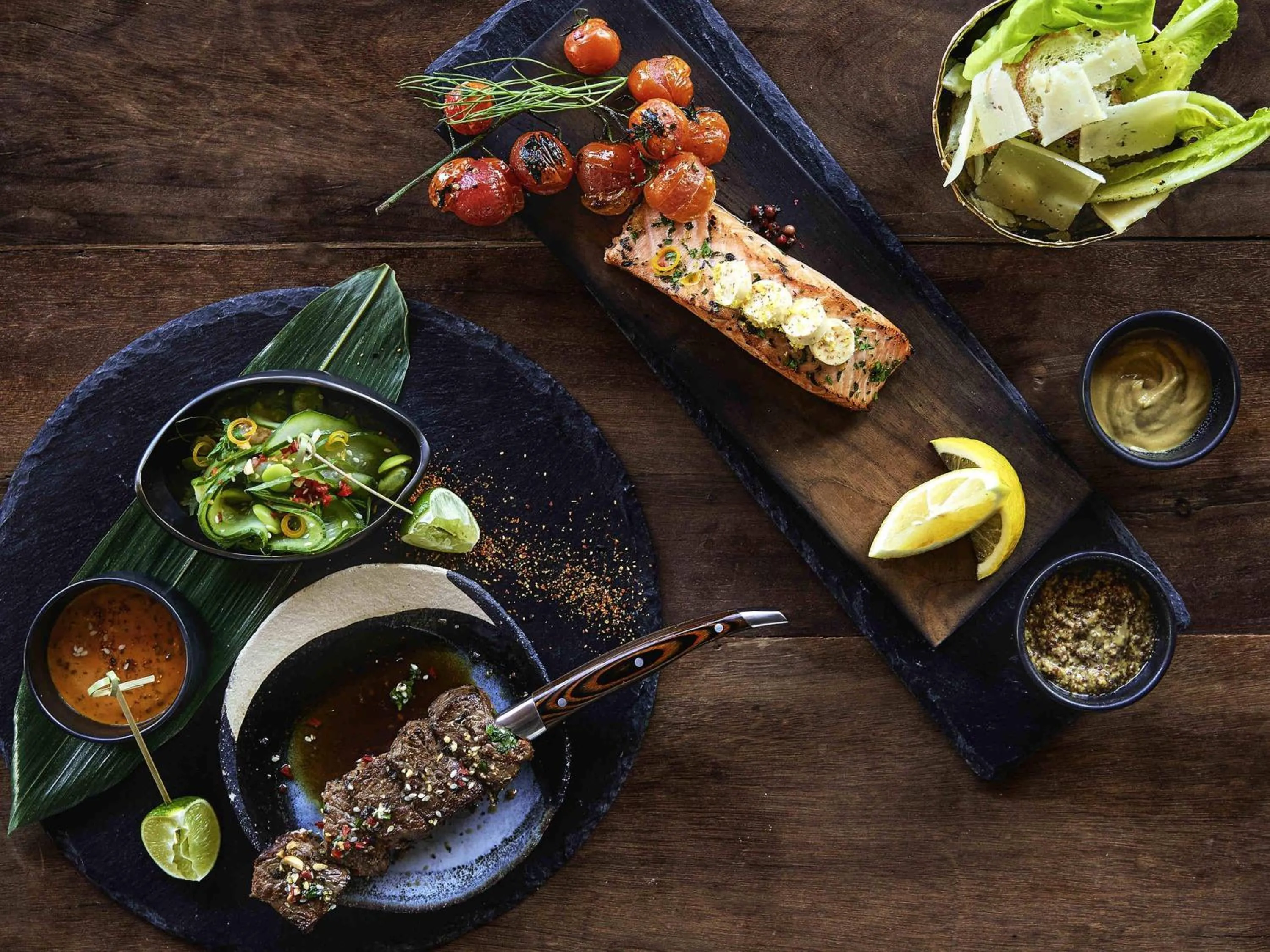 Restaurant/places to eat in Grand Plaza Mövenpick Media City