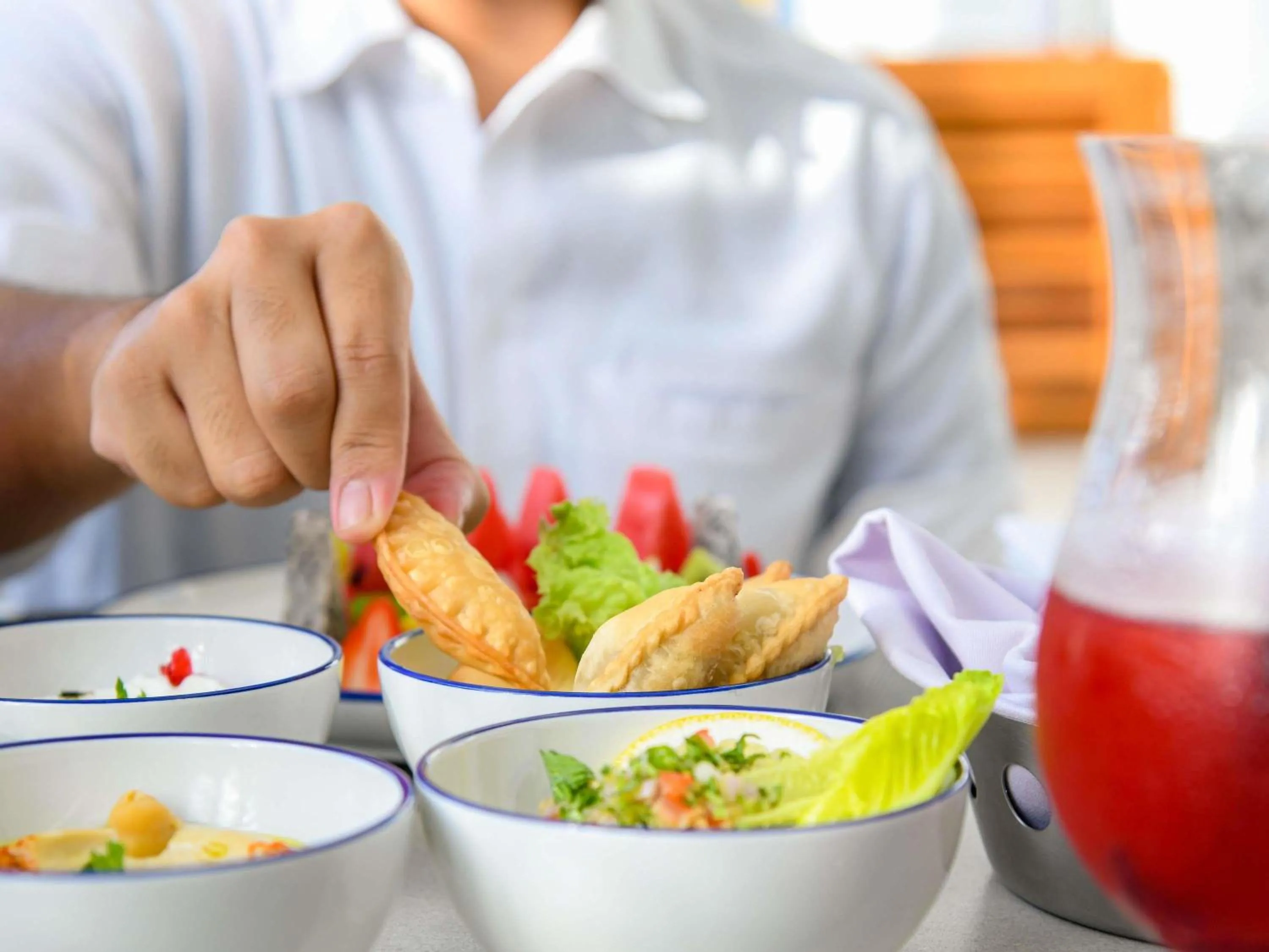 Restaurant/places to eat in Grand Plaza Mövenpick Media City