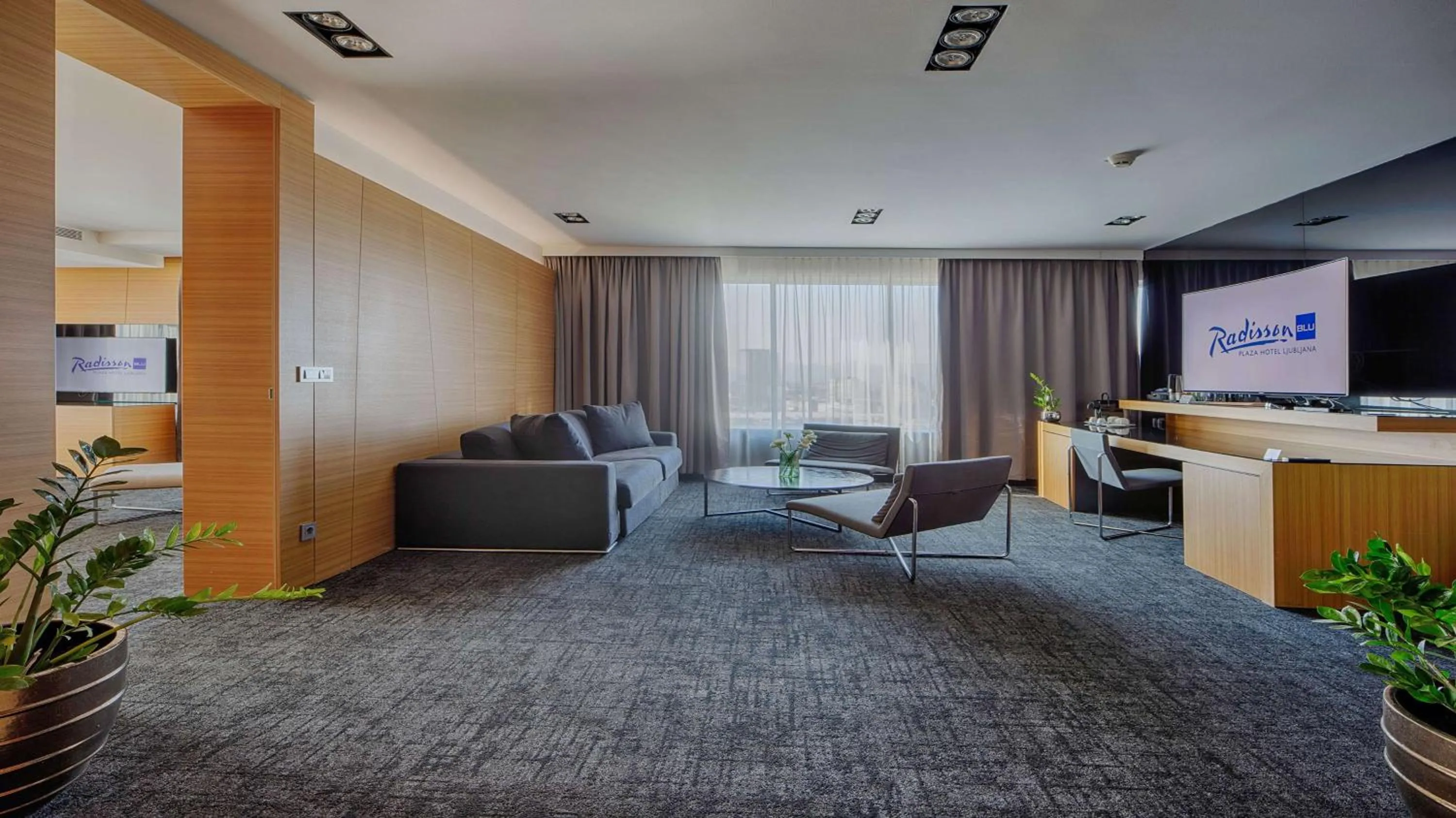 Photo of the whole room in Radisson Blu Plaza Hotel Ljubljana