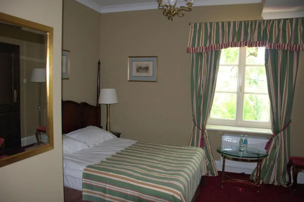 Bed in Dwór Sieraków