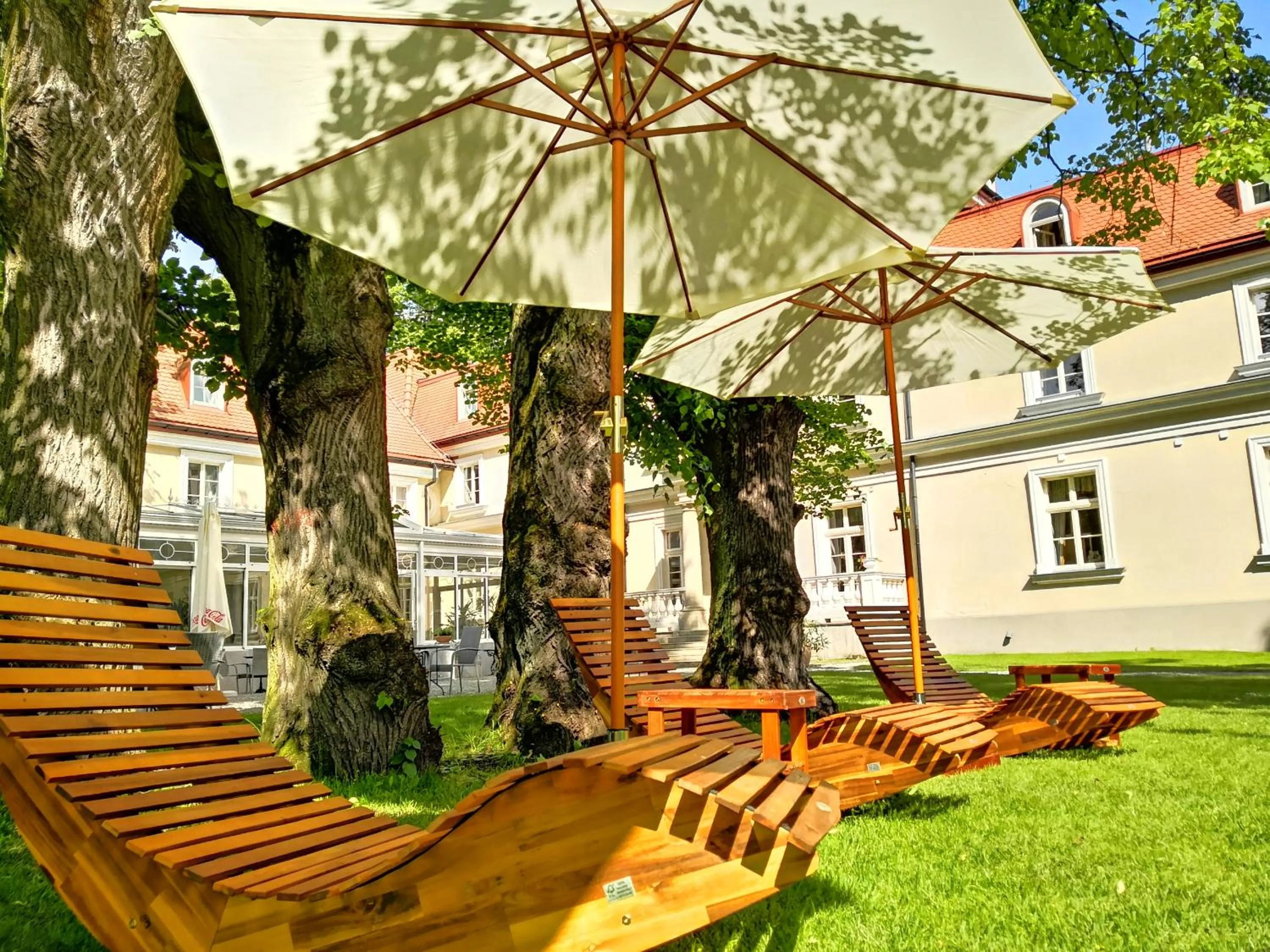 Property building in Dwór Sieraków