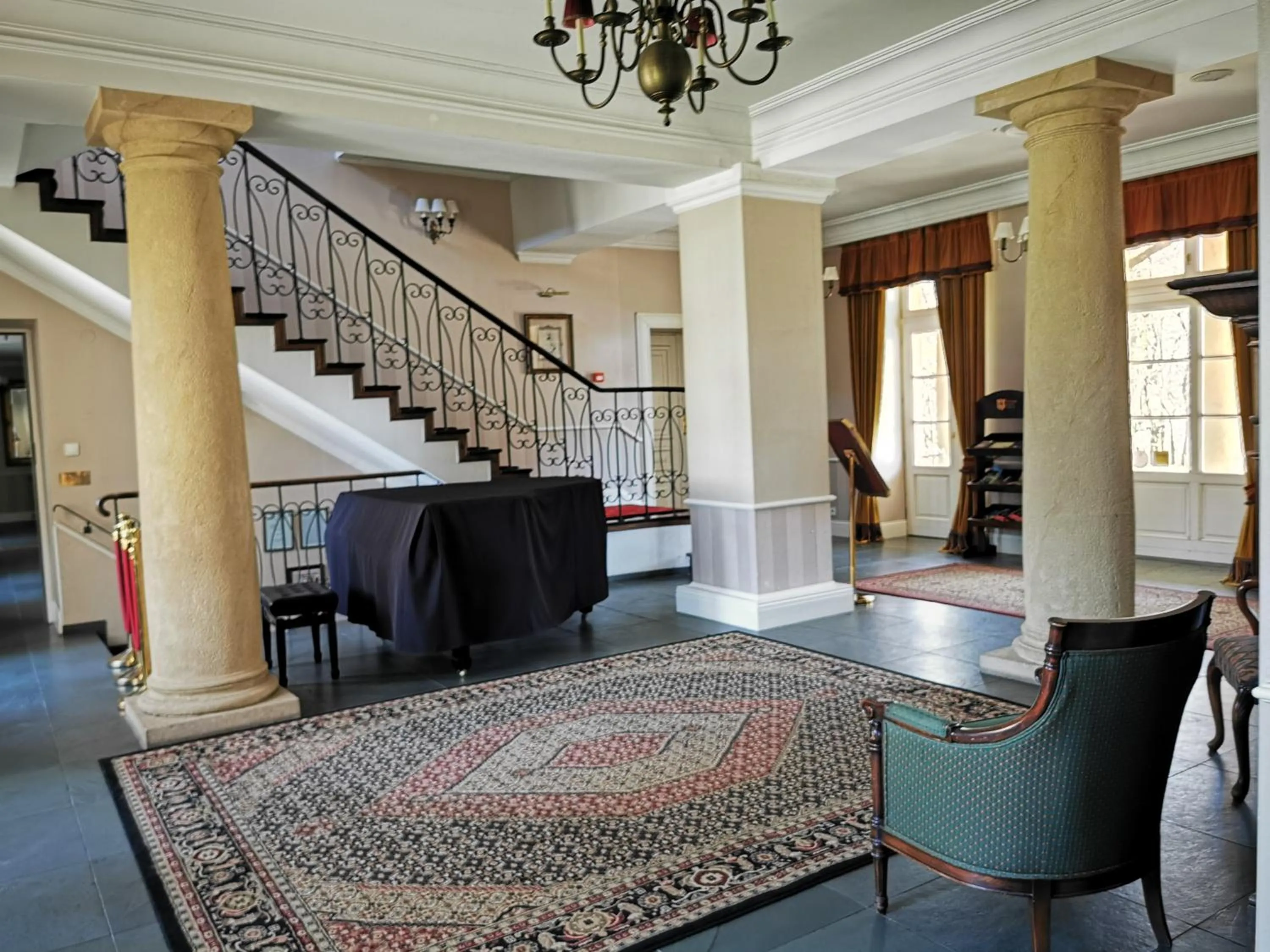 Lobby or reception in Dwór Sieraków