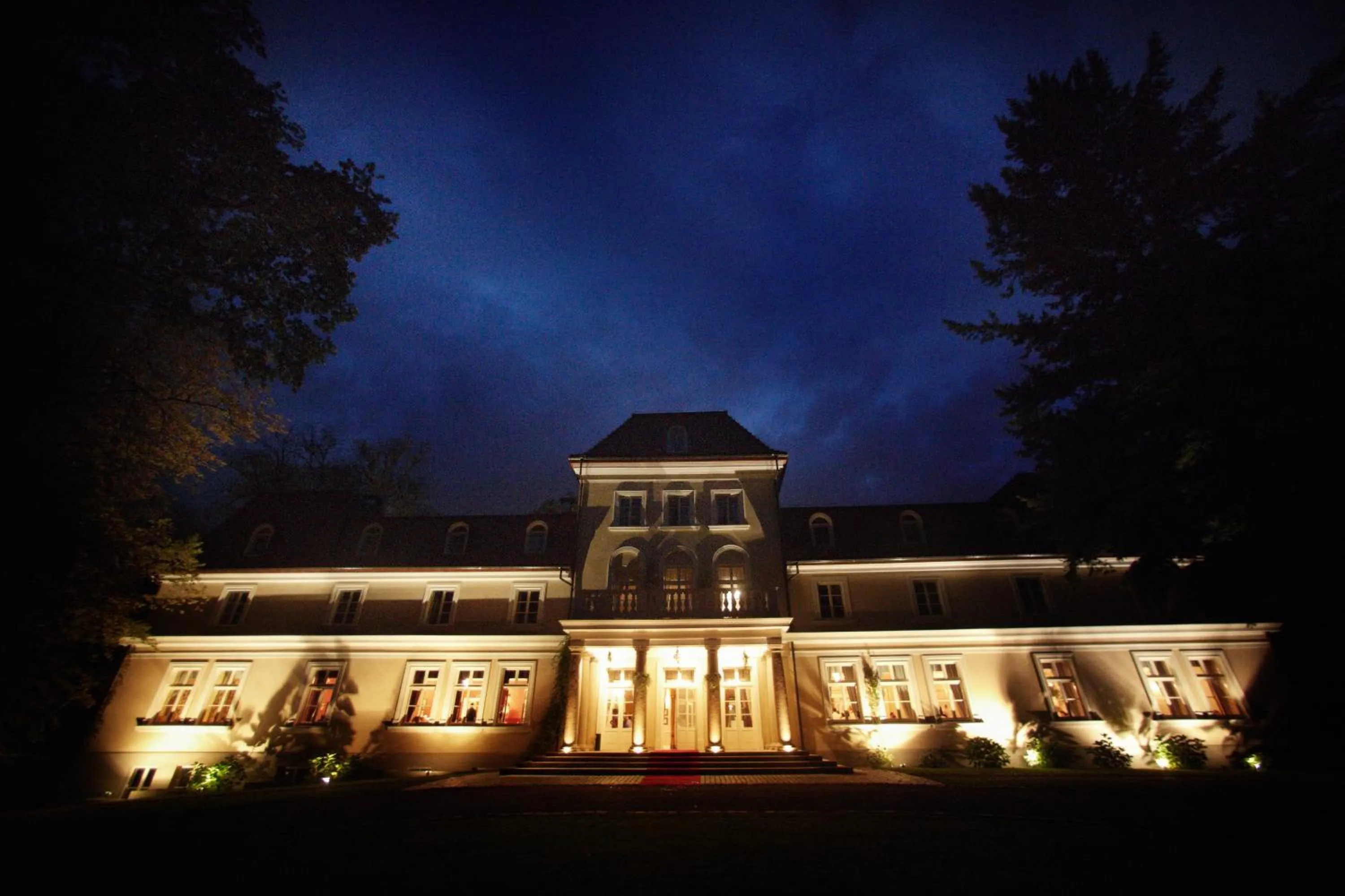 Property building in Dwór Sieraków